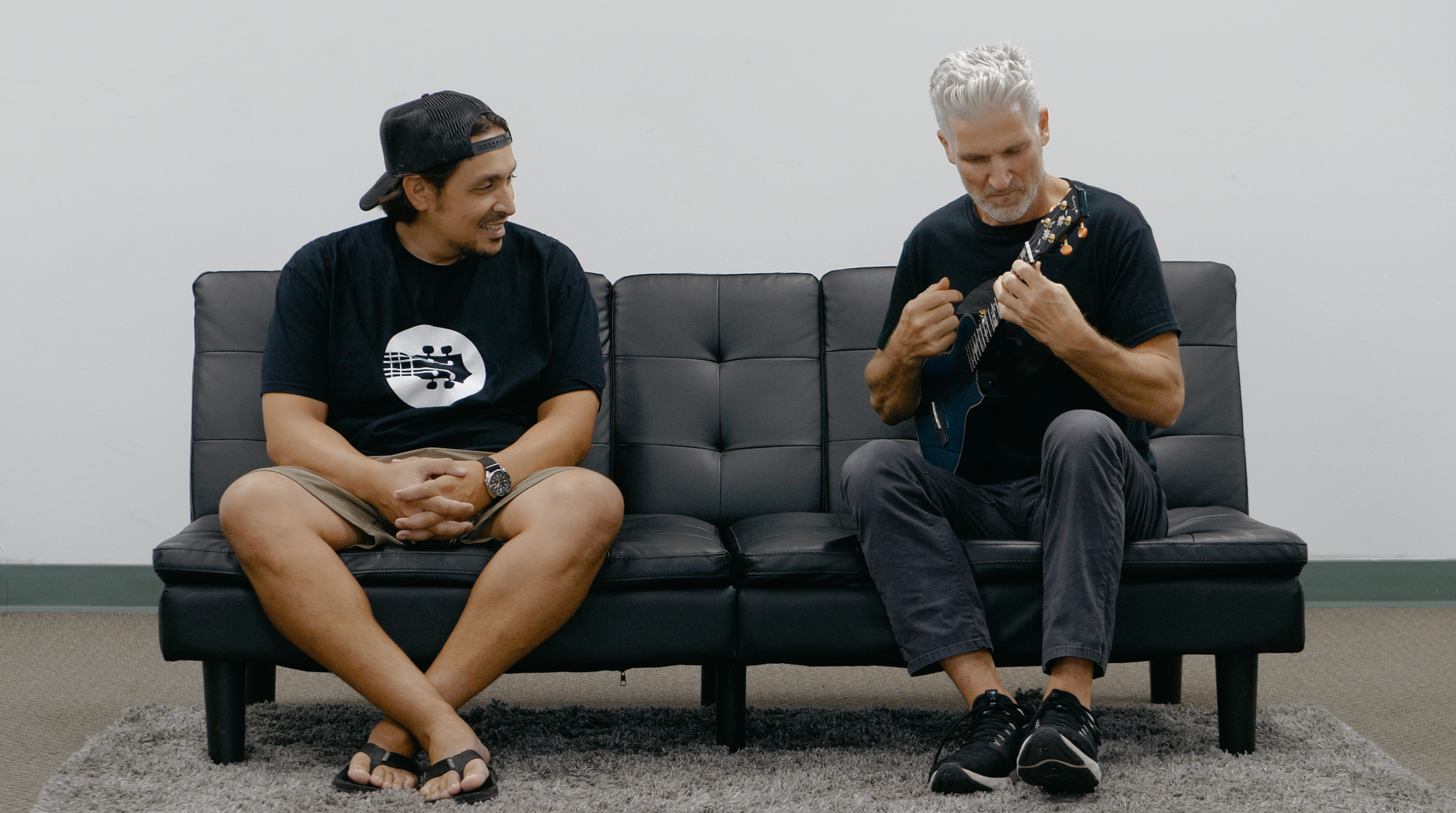 Enya EUT-E6-BU-EQ Blue Maple Tenor Ukulele Review