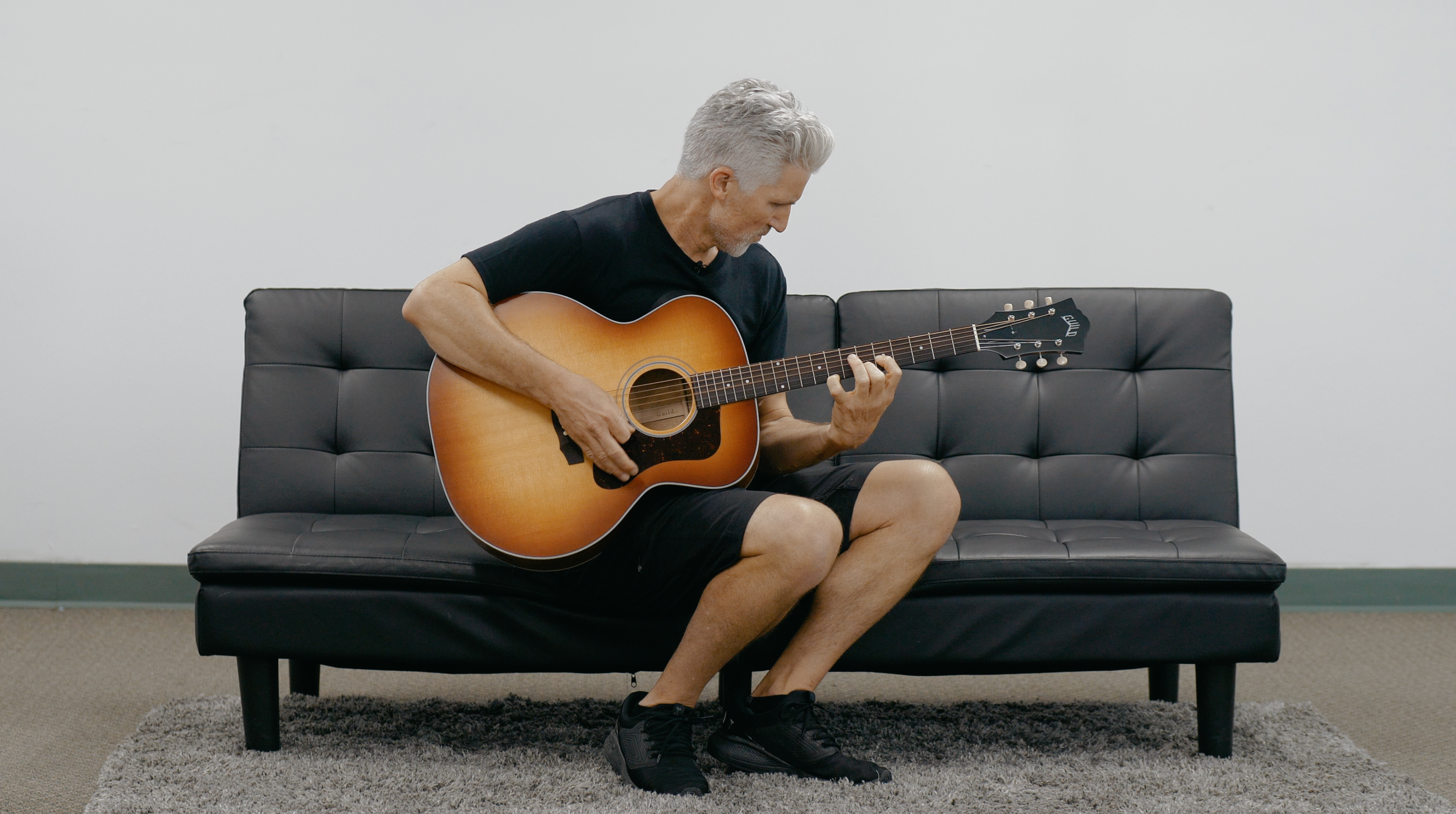 Guild F-40 Standard Acoustic Guitar Review