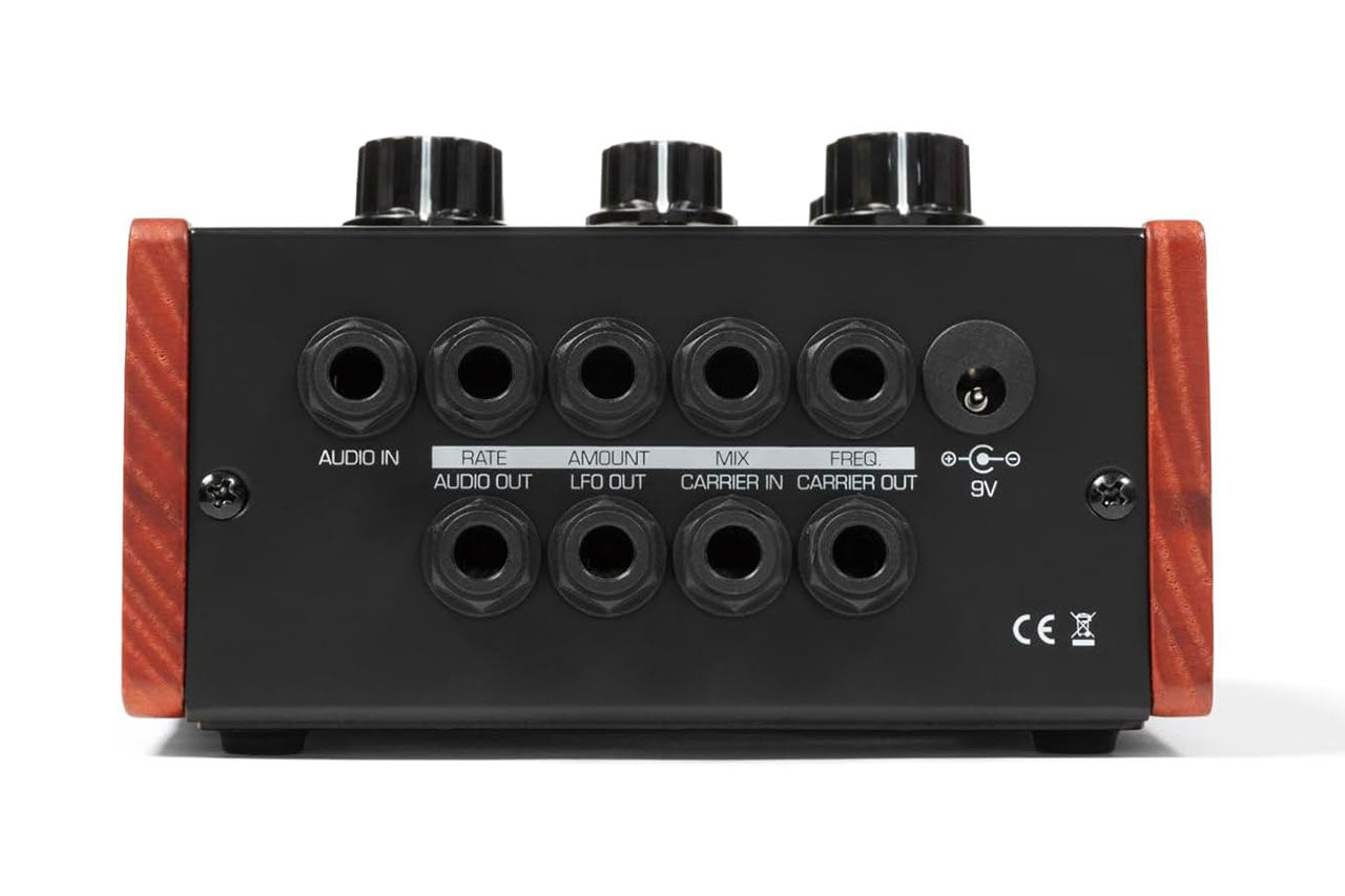 Warm Audio RingerBringer Modulation Pedal