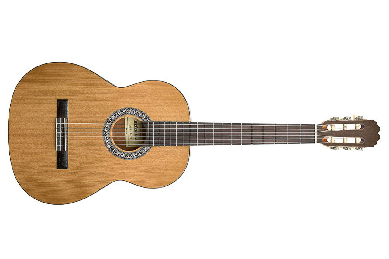 Admira Alba 4/4 Classical Acoustic Guitar