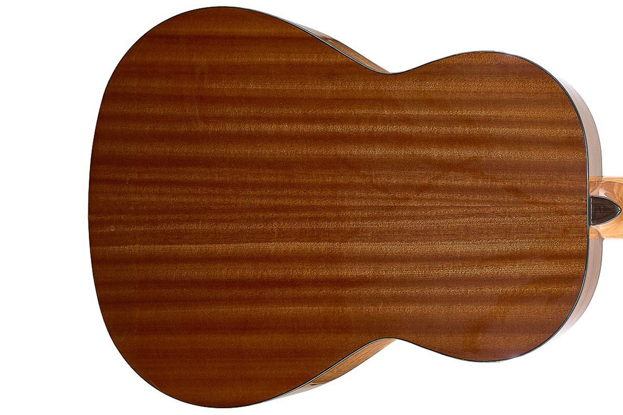 Admira Alba 4/4 Classical Acoustic Guitar