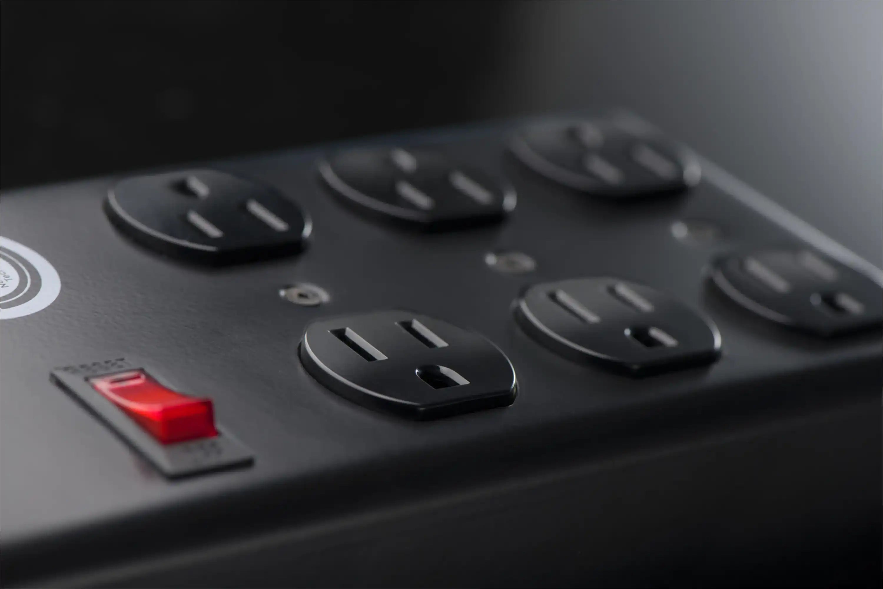 Black-Lion-PG-P-Surge-Protector1 | Terry Carter Music Store