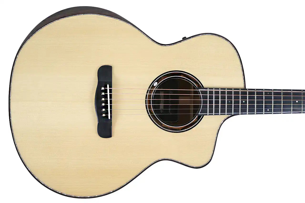 Mérida COBRA-EQ Grand Concert Acoustic-Electric Guitar