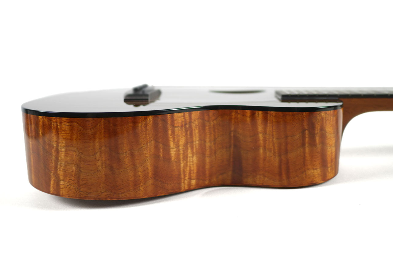 Kanile'a DR-T Mastergrade Tenor Ukulele