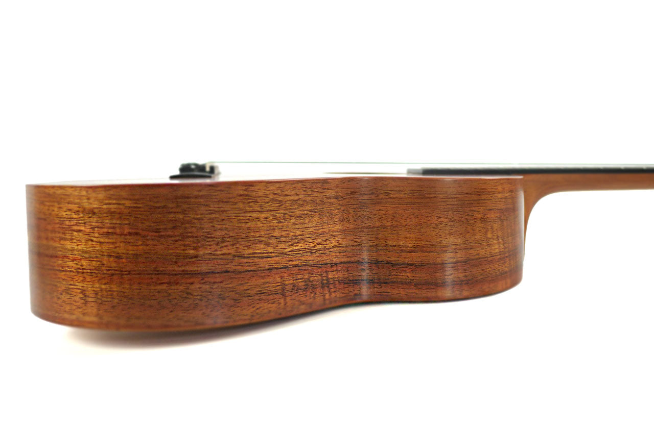 Kamaka HF-4 FEab Baritone Ukulele