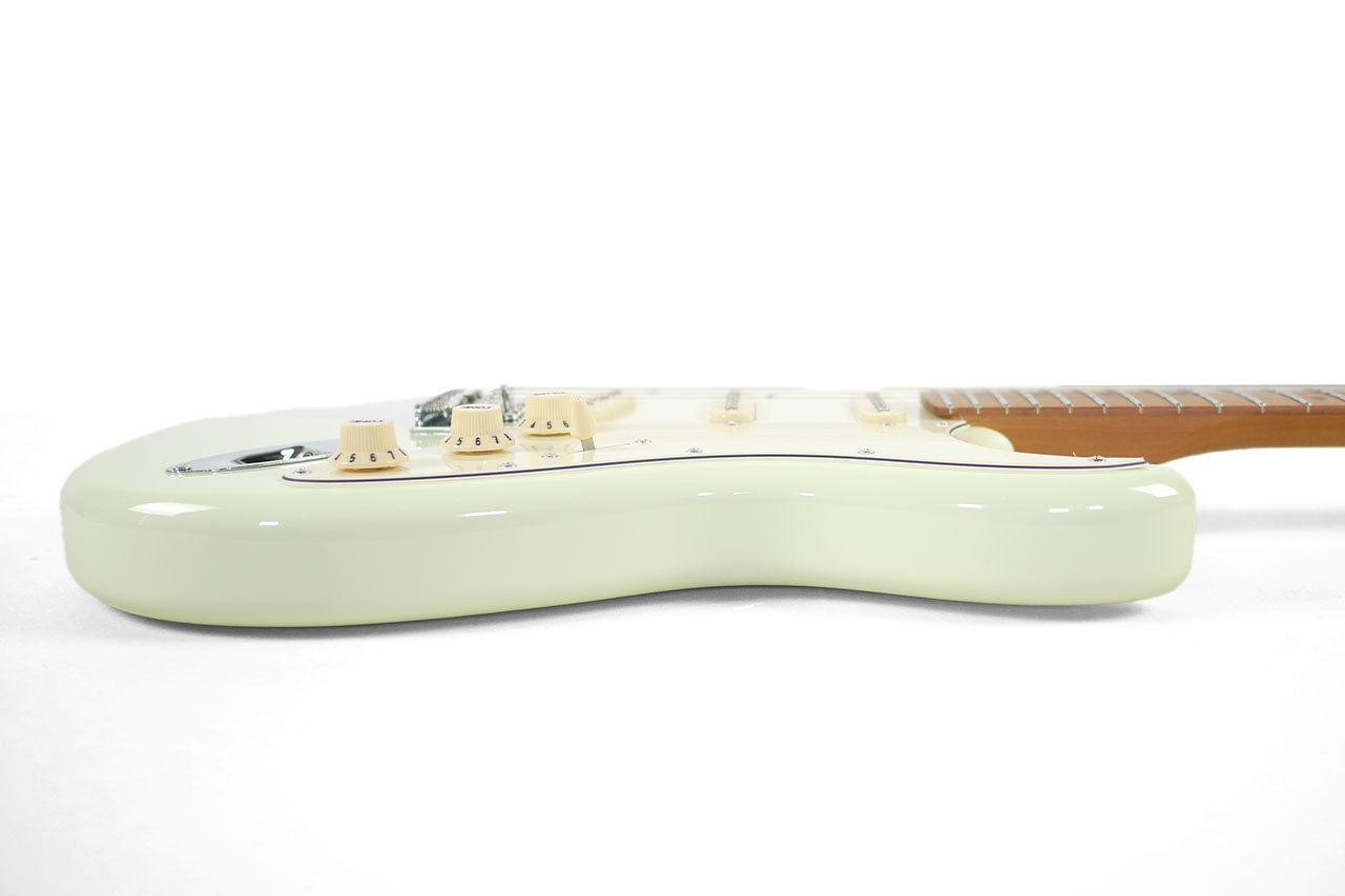 Jet JS-300-OW White Electric Guitar