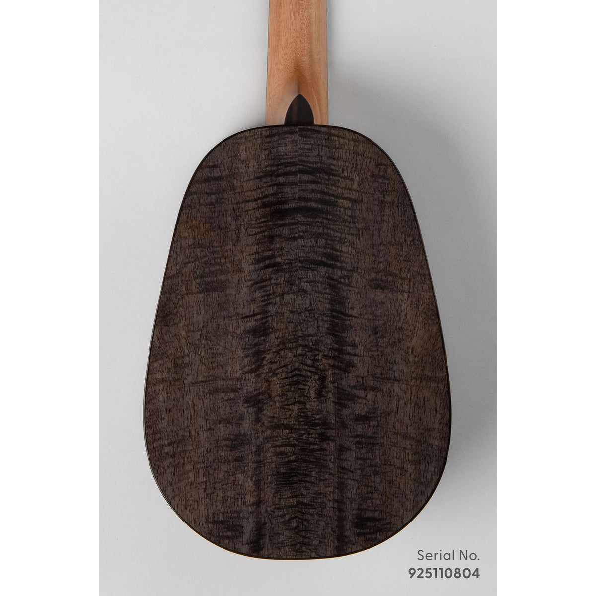 Kala METD-BMR-PT Metropolitan Deluxe Black Night Mango pineapple tenor ukulele, serial 925110804, back view showing the figured mango back