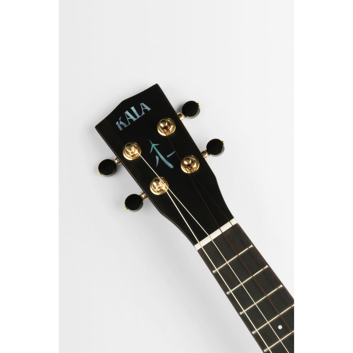 Kala KA-WCW-BMP-C headstock with gold closed-gear tuners