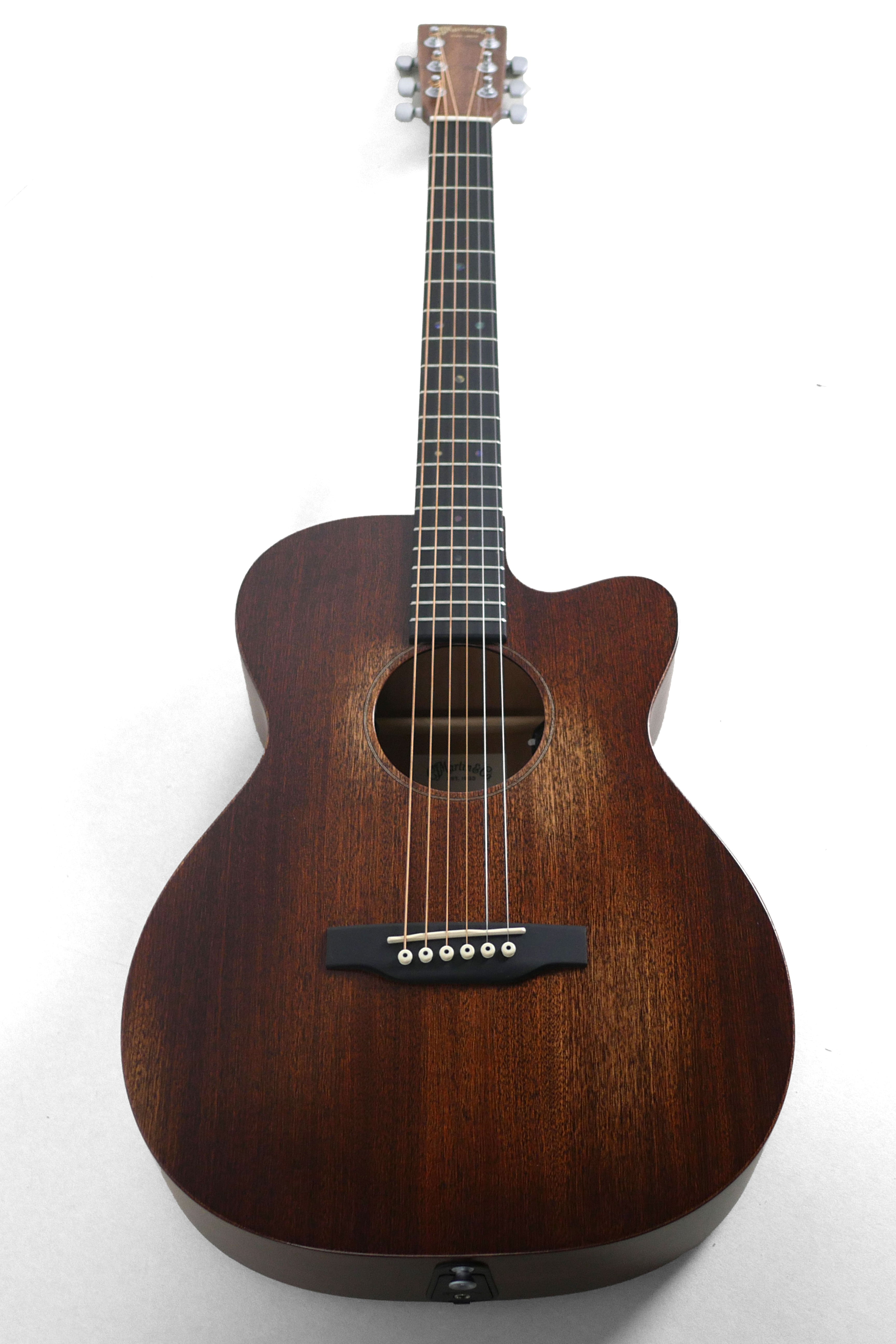 Martin 000C JR E Streetmaster Guitar