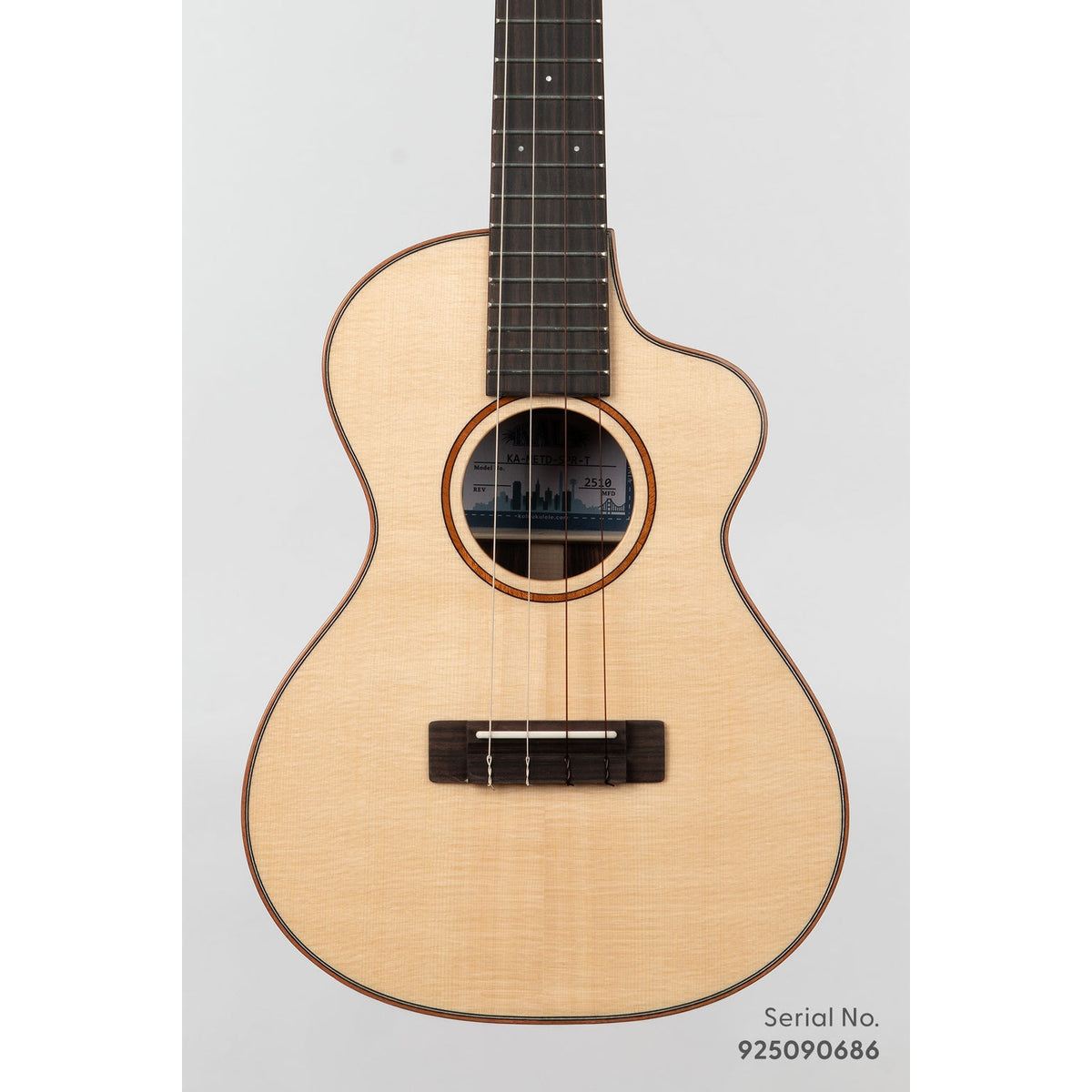 Kala METD-SPR-T Metropolitan Deluxe tenor ukulele, serial 925090686, front view showing the solid spruce top and mahogany rosette