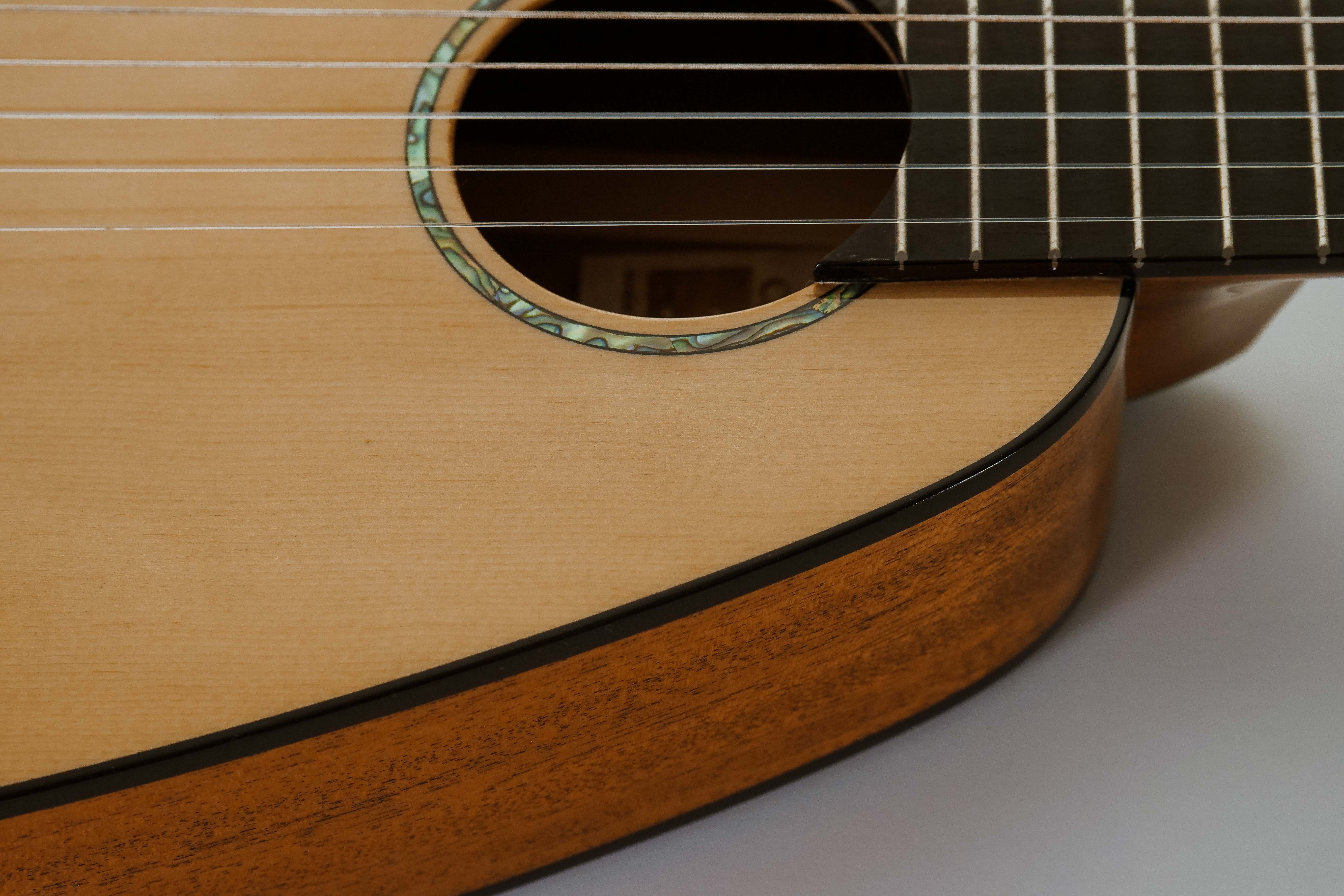 Romero Creations DHo6-SM Guilele