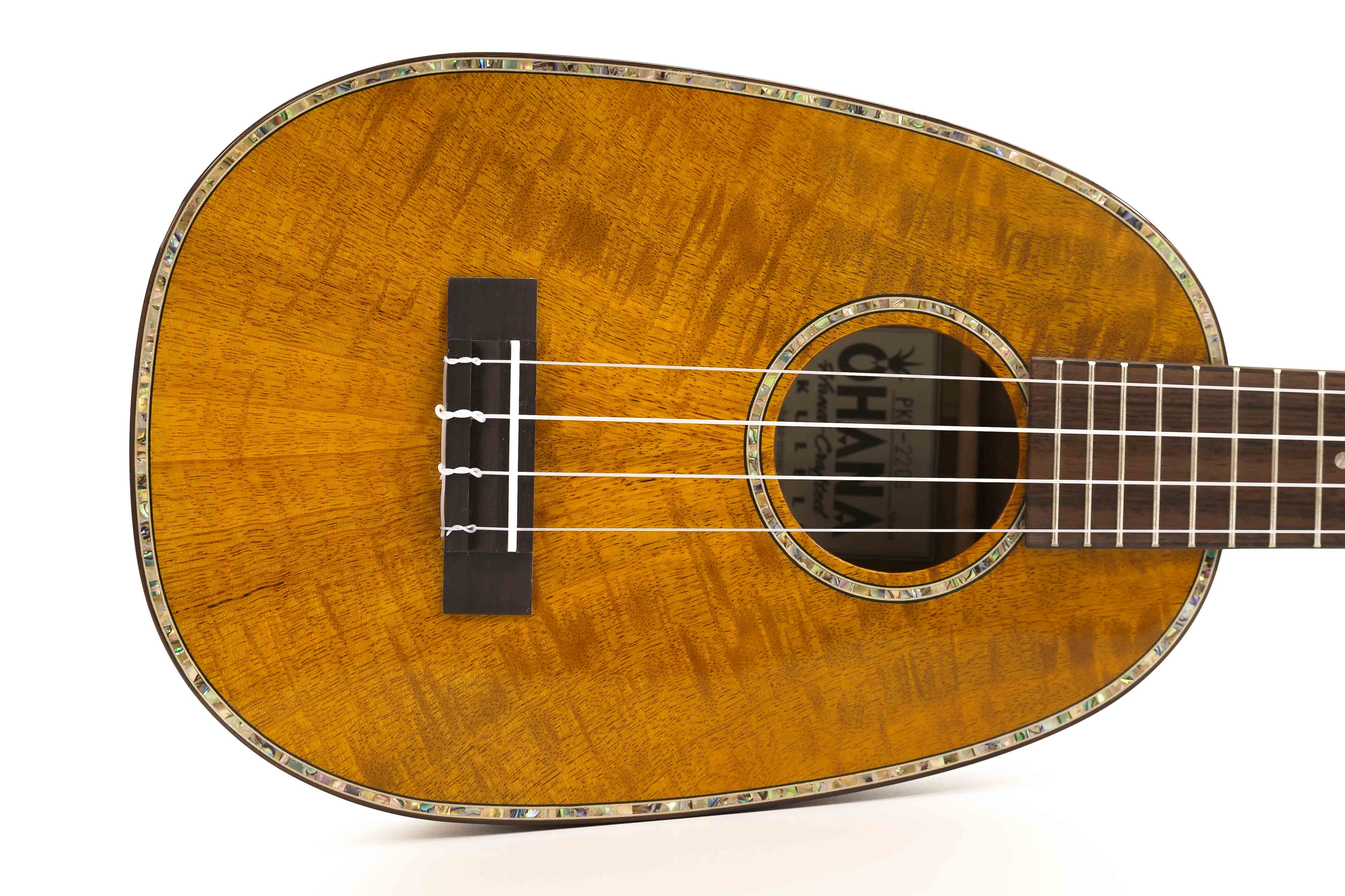 Ohana PKC-220G Pineapple Concert Ukulele