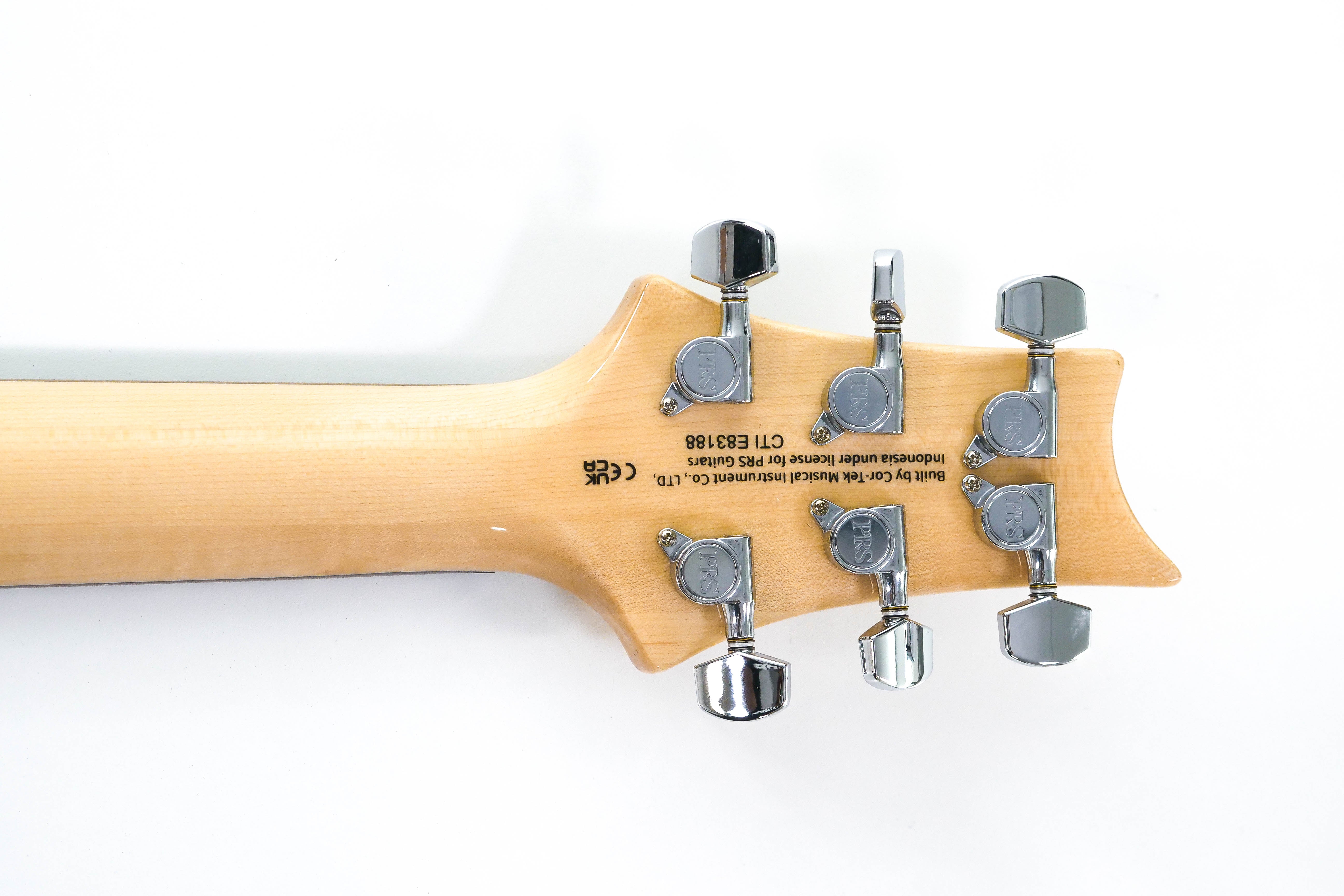 tuners on back of headstock