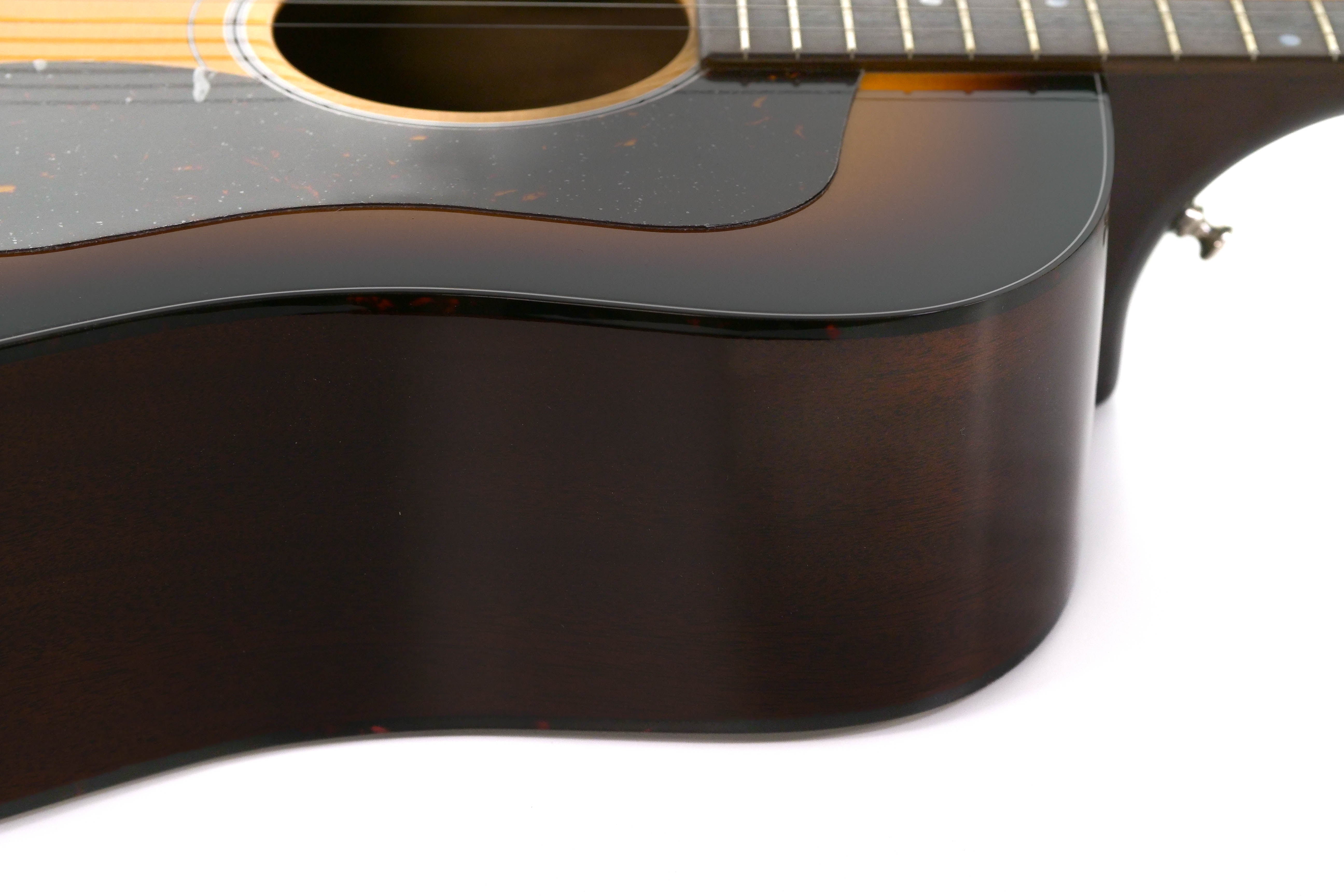 Guild D-40 Acoustic Guitar