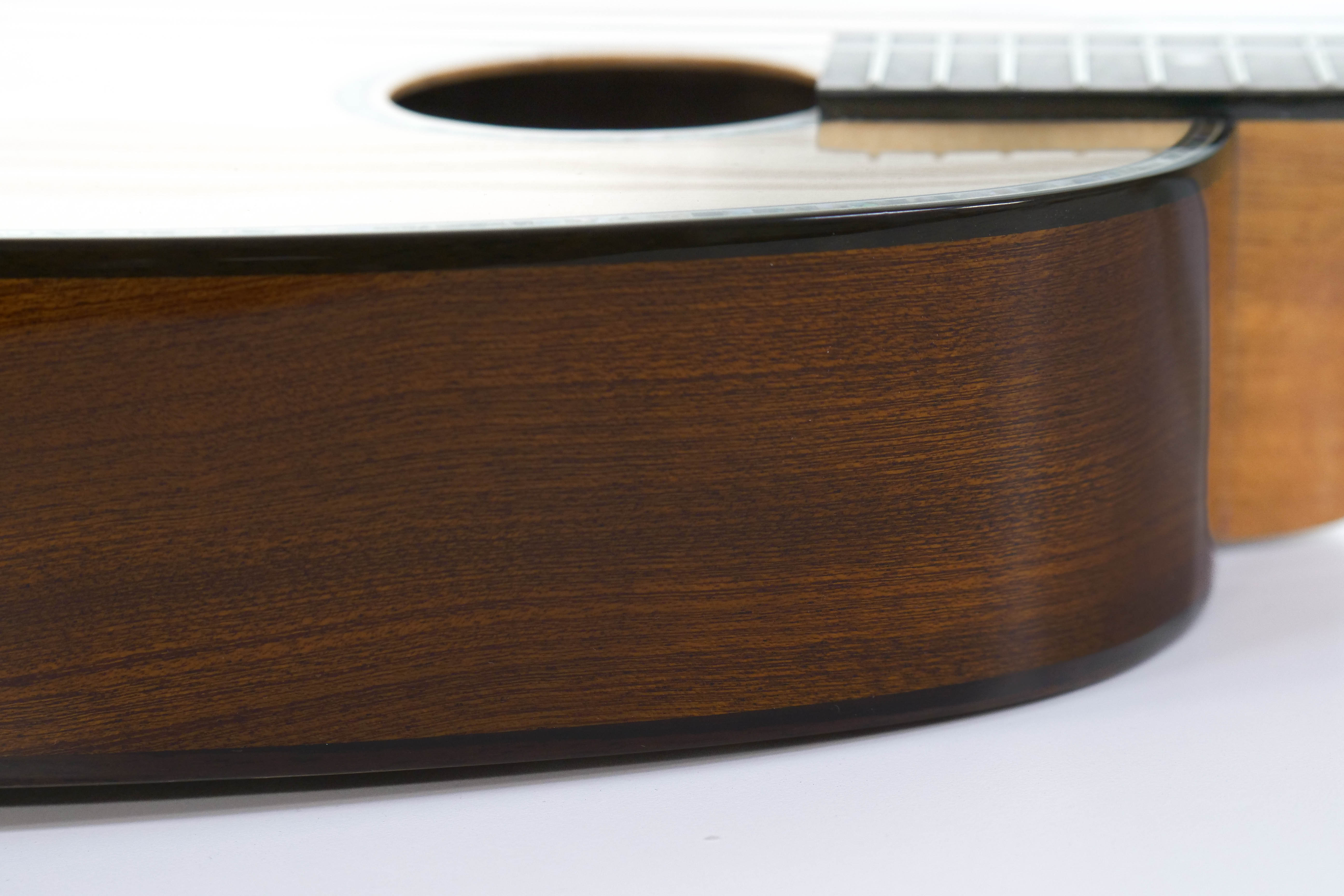 Ohana PKT-70G Pineapple Tenor Ukulele