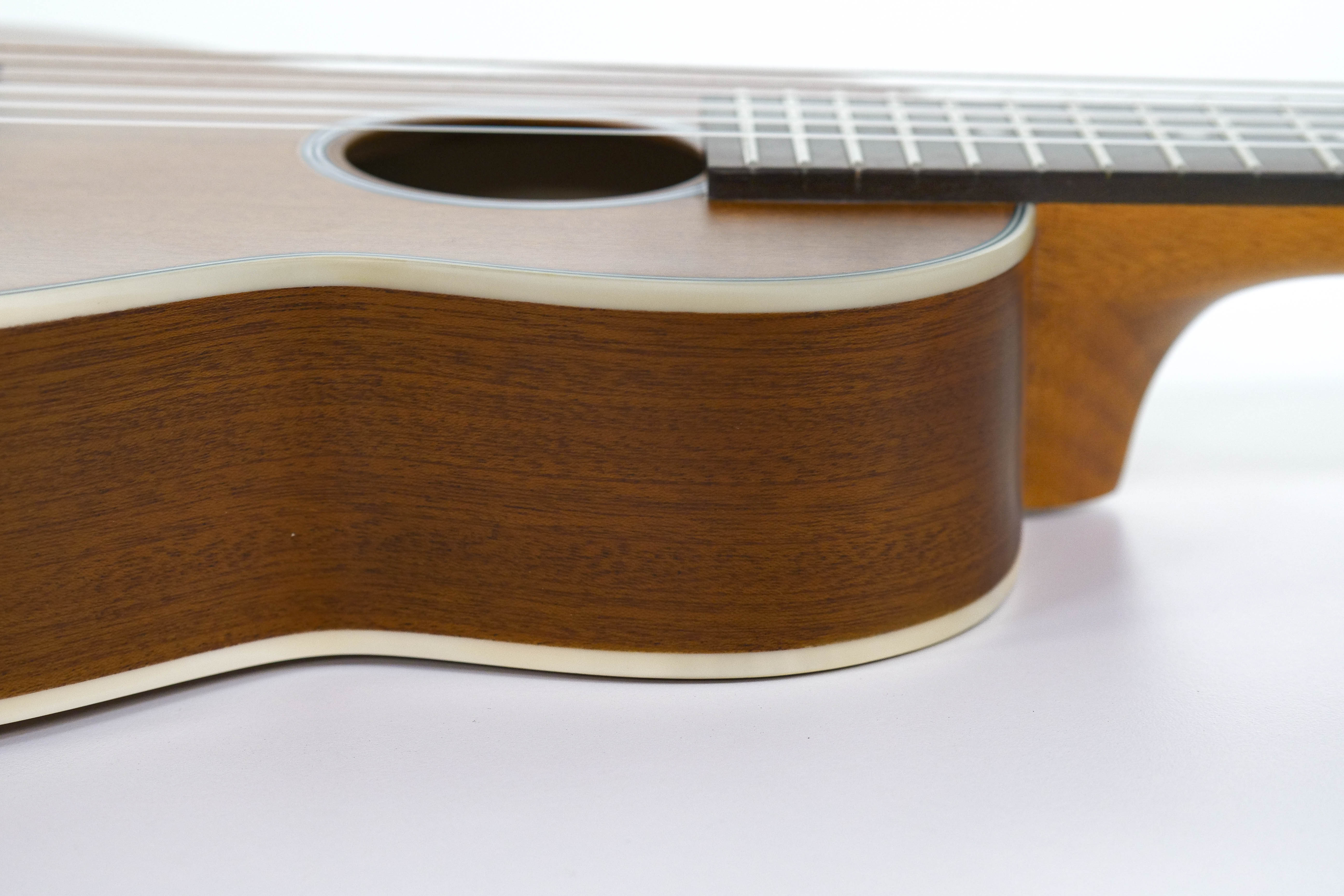 Ohana TKGL-20 Guitarlele