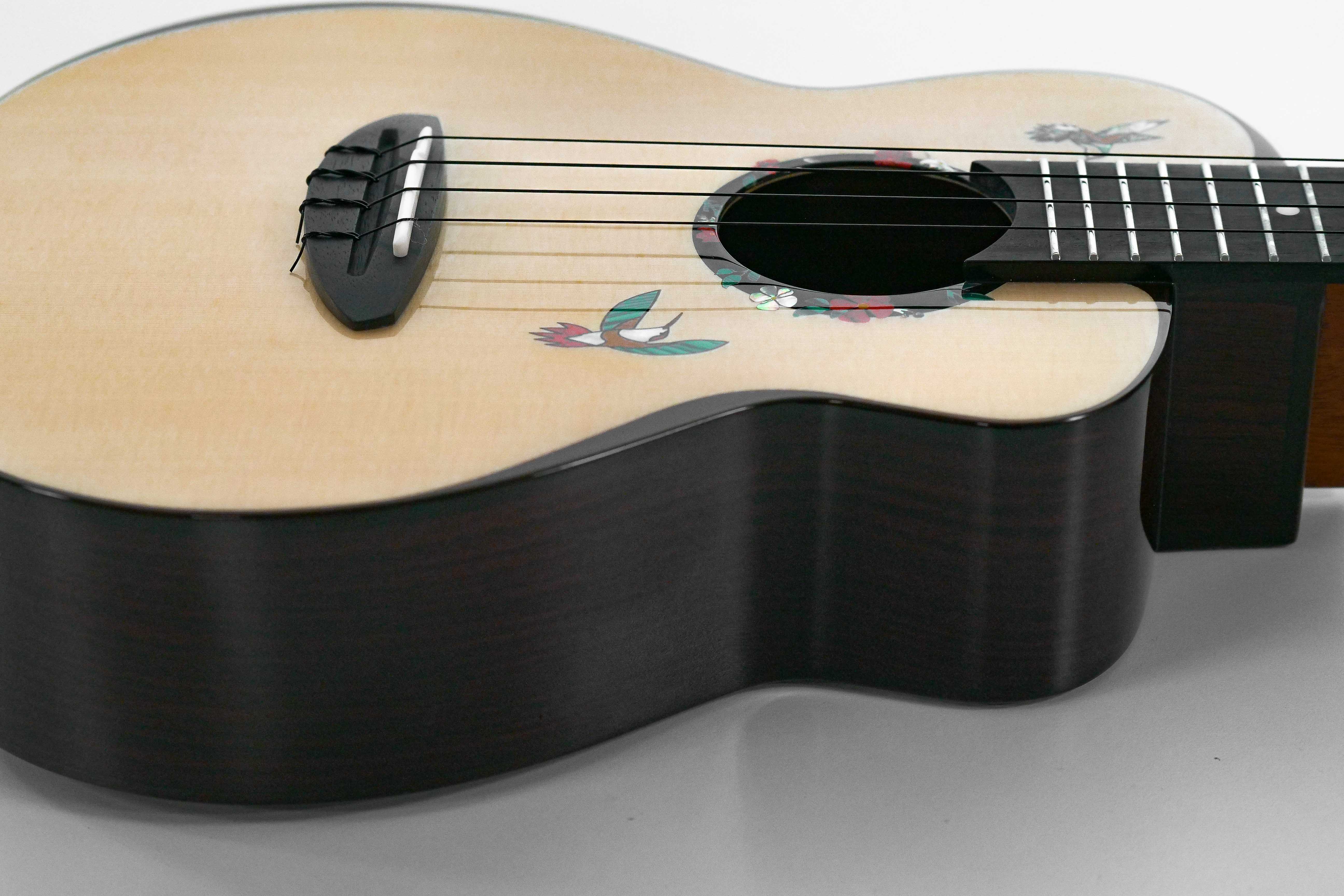 ANueNue UT200HB Hummingbird Tenor Ukulele
