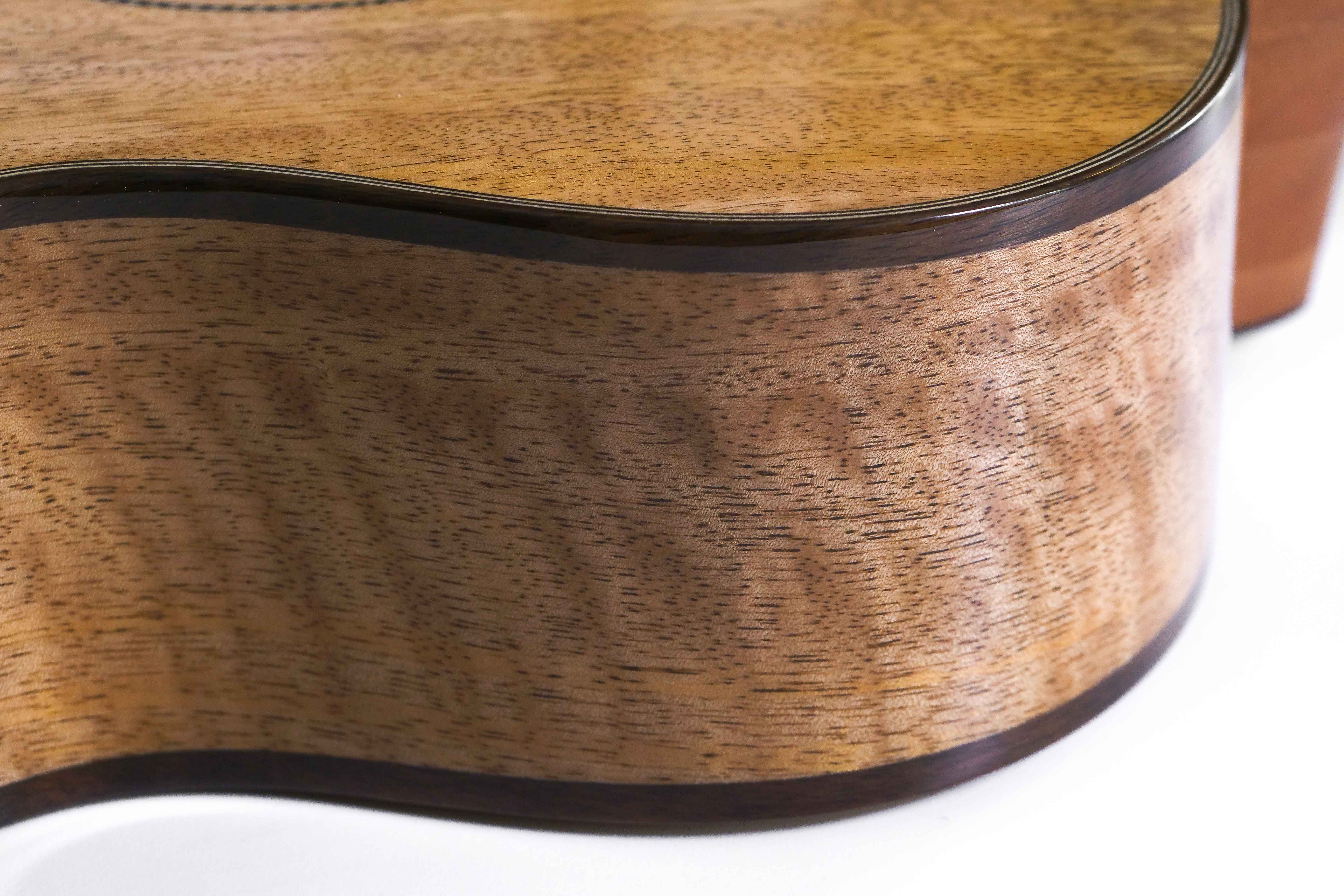 Pono BN4-3 Big Baritone Ukulele "Blue Ivy"