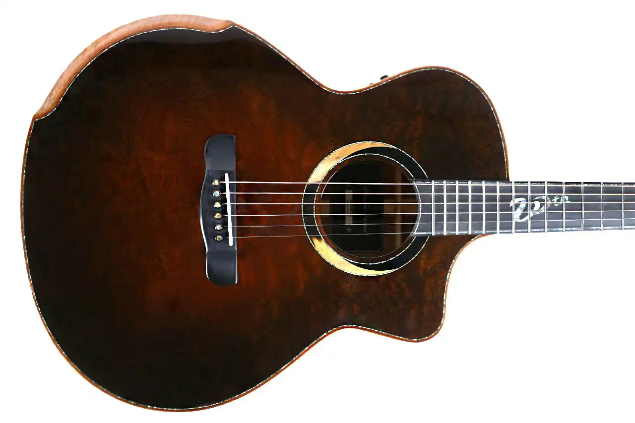 Mérida ROCKER-EQ Grand Concert Guitar