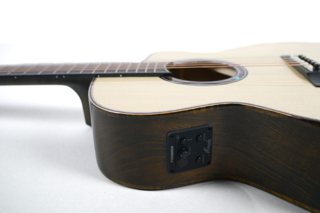 Mérida WAVE-EQ Grand Concert Guitar