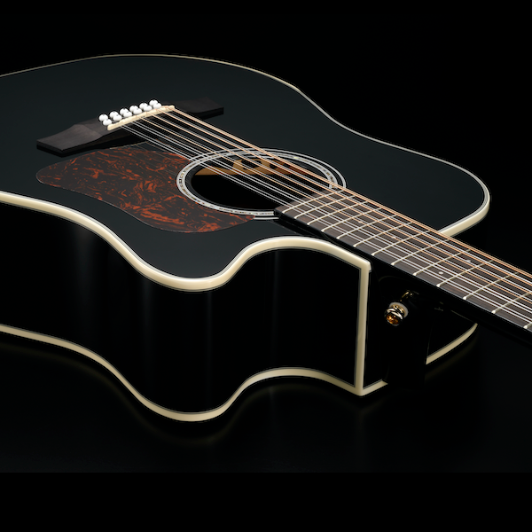 Walden D642RCEB-G soundhole and abalone rosette