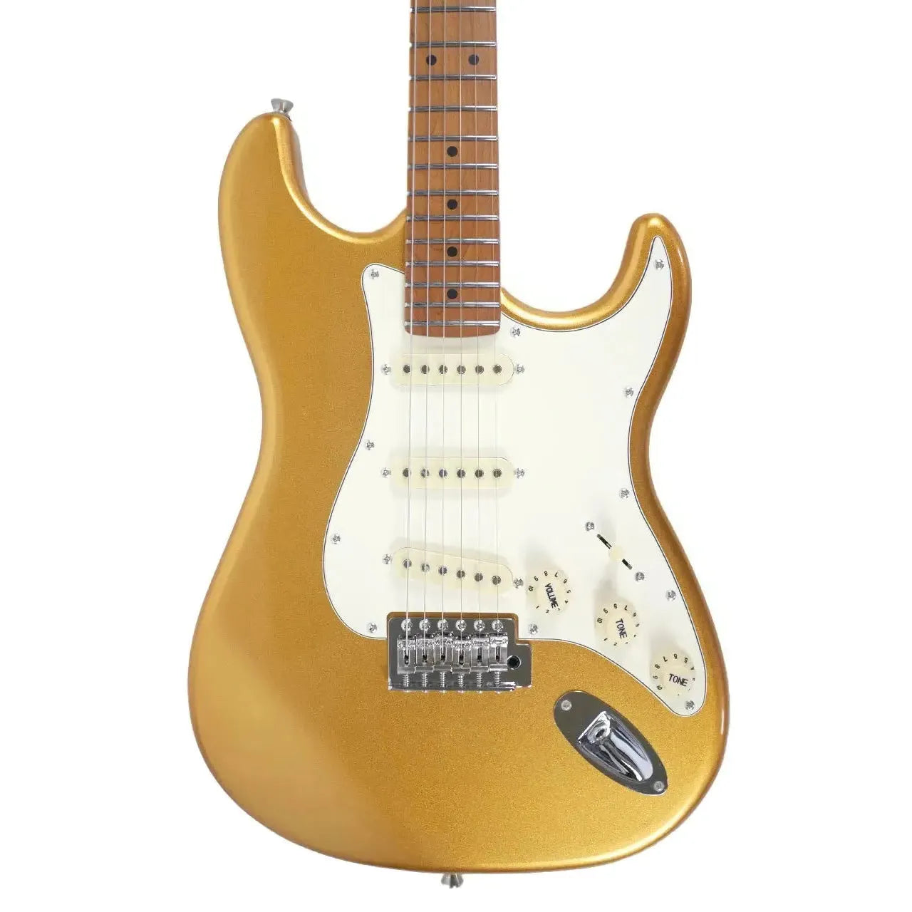 Jet JS-300 GD Gold Stratocaster electric guitar with a glossy gold body, white pickguard, and roasted maple neck.