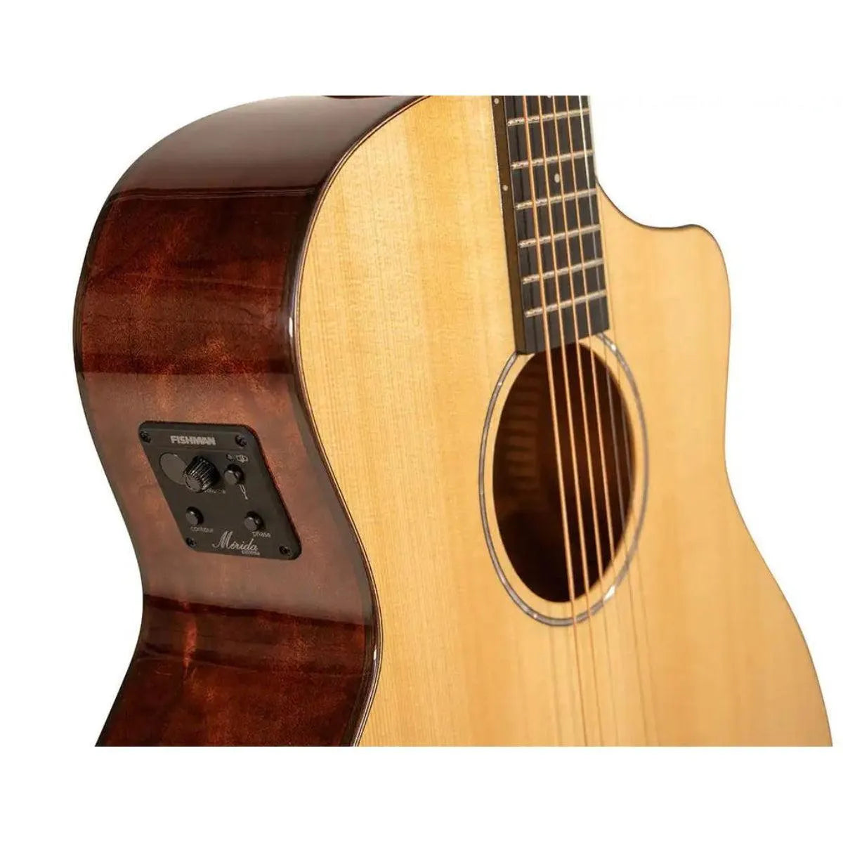 Mérida DG20BMCS-EQ Grand Concert acoustic-electric guitar with natural spruce top, mahogany back, and Fishman electronics.