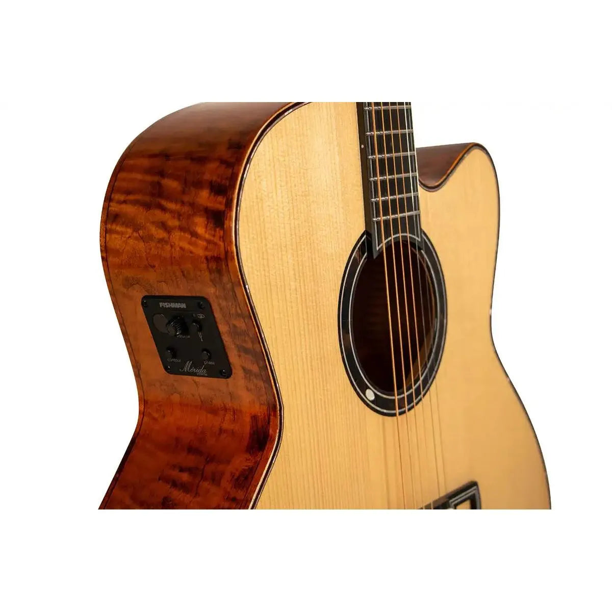 Mérida DTJC-EQ Grand Jumbo acoustic-electric guitar with flamed maple back and spruce top.