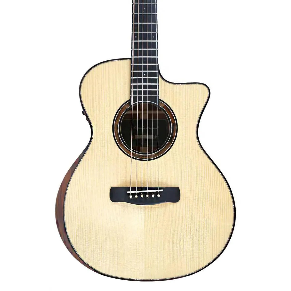 Mérida PROCNIAS-EQ Grand Symphony acoustic-electric guitar with light spruce top and dark wood sides.