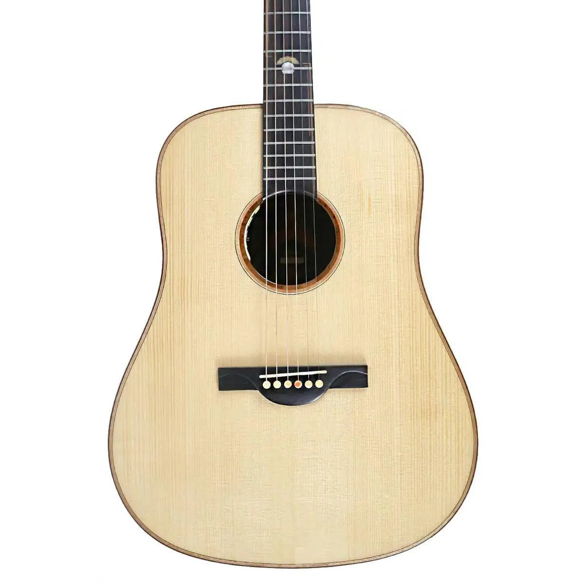 Mérida TRIBECCA Dreadnought Acoustic-Electric Guitar with light spruce top, rosewood bridge, and dark fretboard.