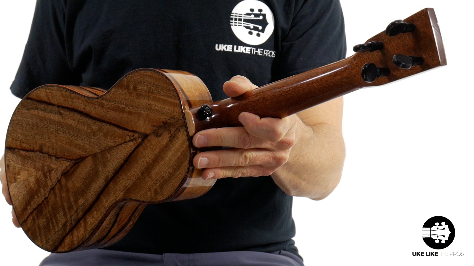 Mya-Moe Ukulele #275 Master Grade Chocolate Heart Mango Concert Custom Ukulele