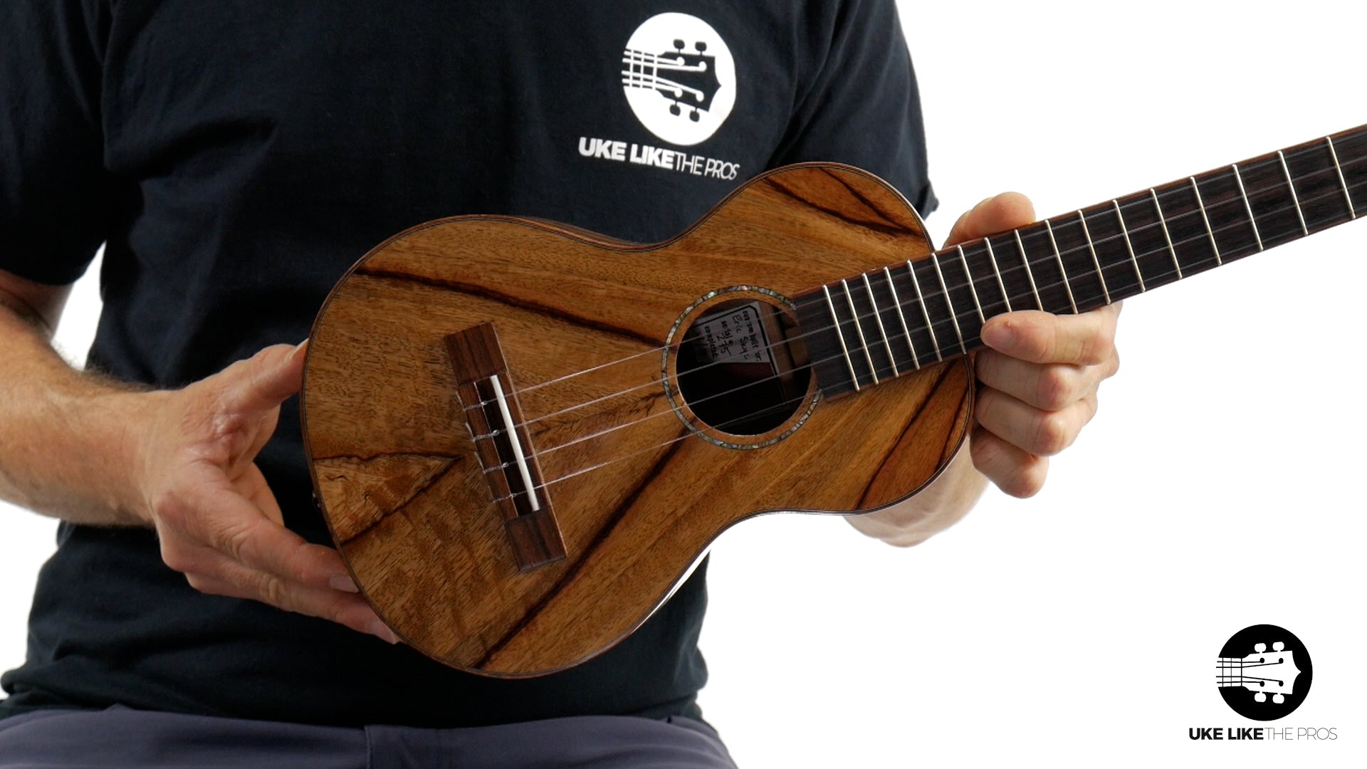 Mya-Moe Ukulele #275 Master Grade Chocolate Heart Mango Concert Custom Ukulele