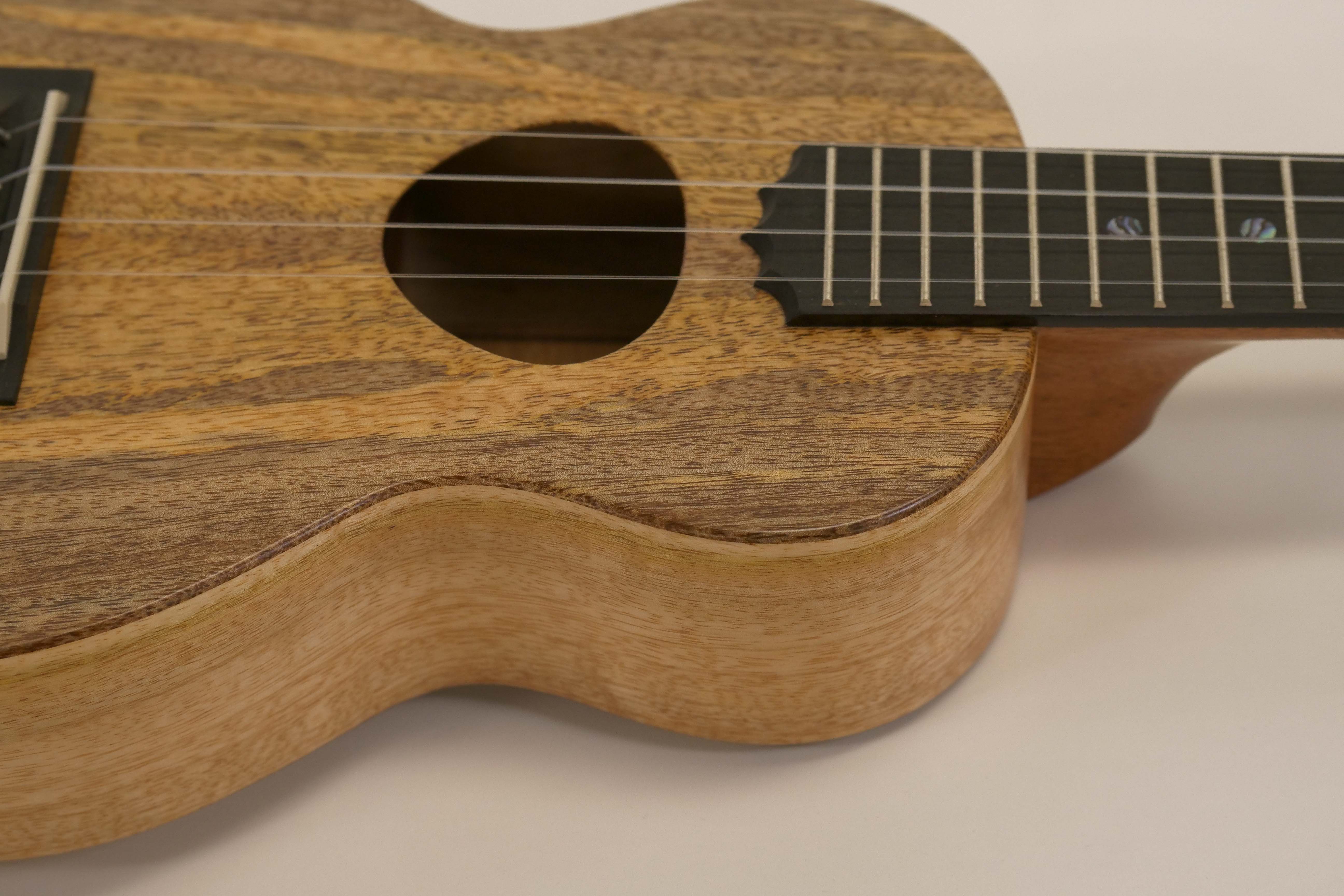 KoAloha KCM-10RPMG Mango Concert Ukulele
