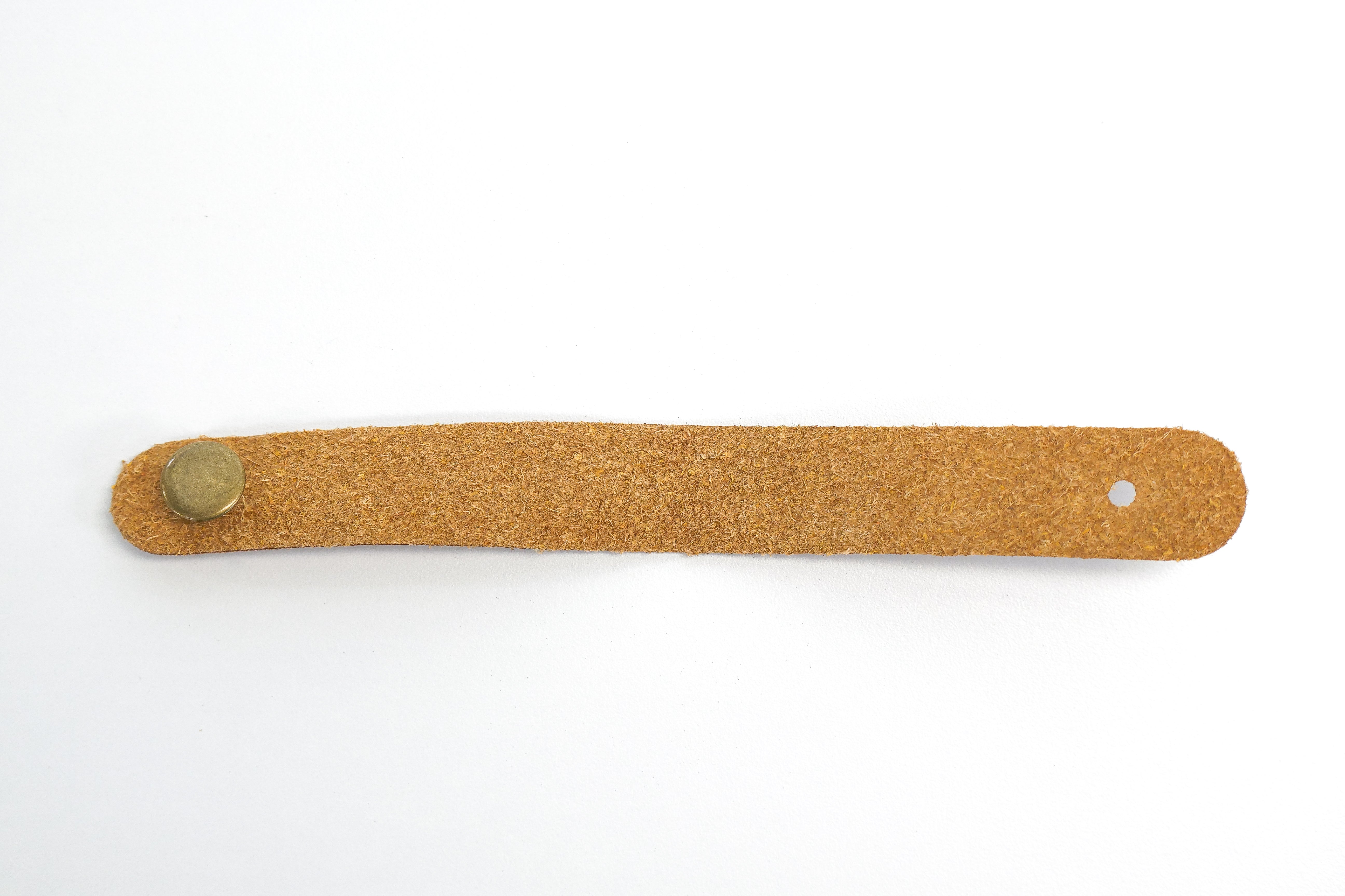 Headstock Strap Adaptor For Guitar and Ukulele - BROWN LEATHER