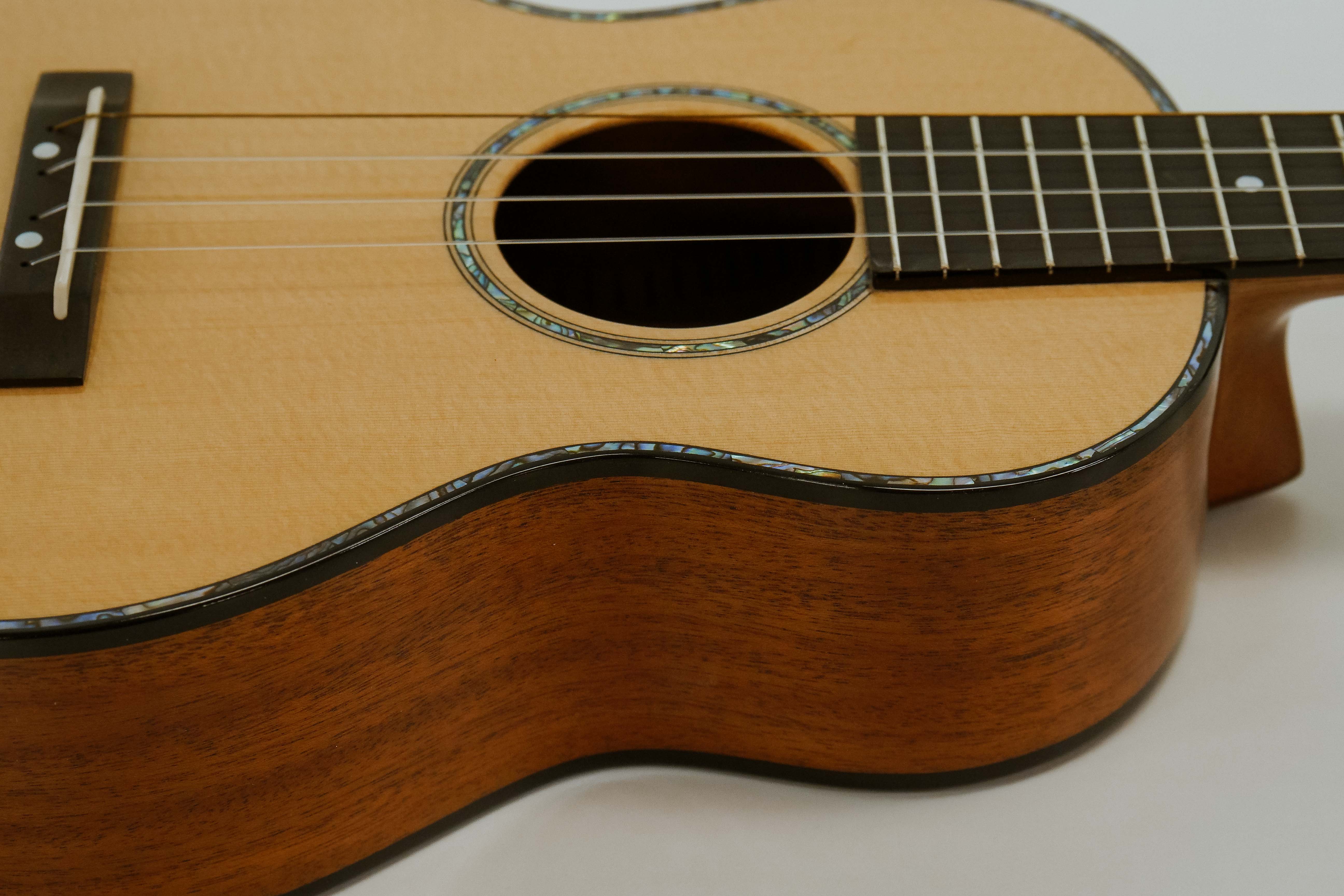 Romero Creations Signature Replica Tenor Ukulele