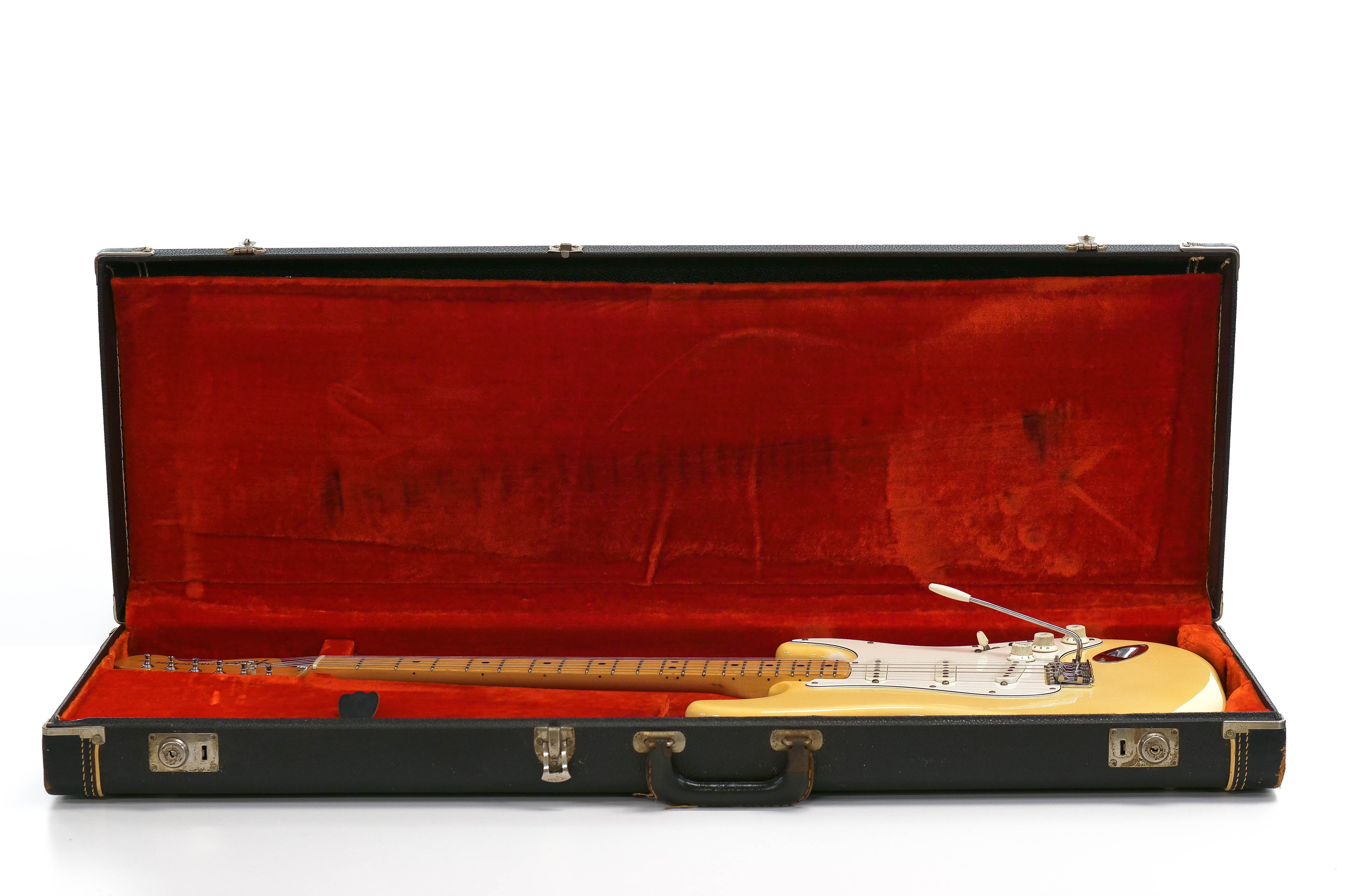 Fender 1976-1977 Stratocaster Olympic White Electric Guitar