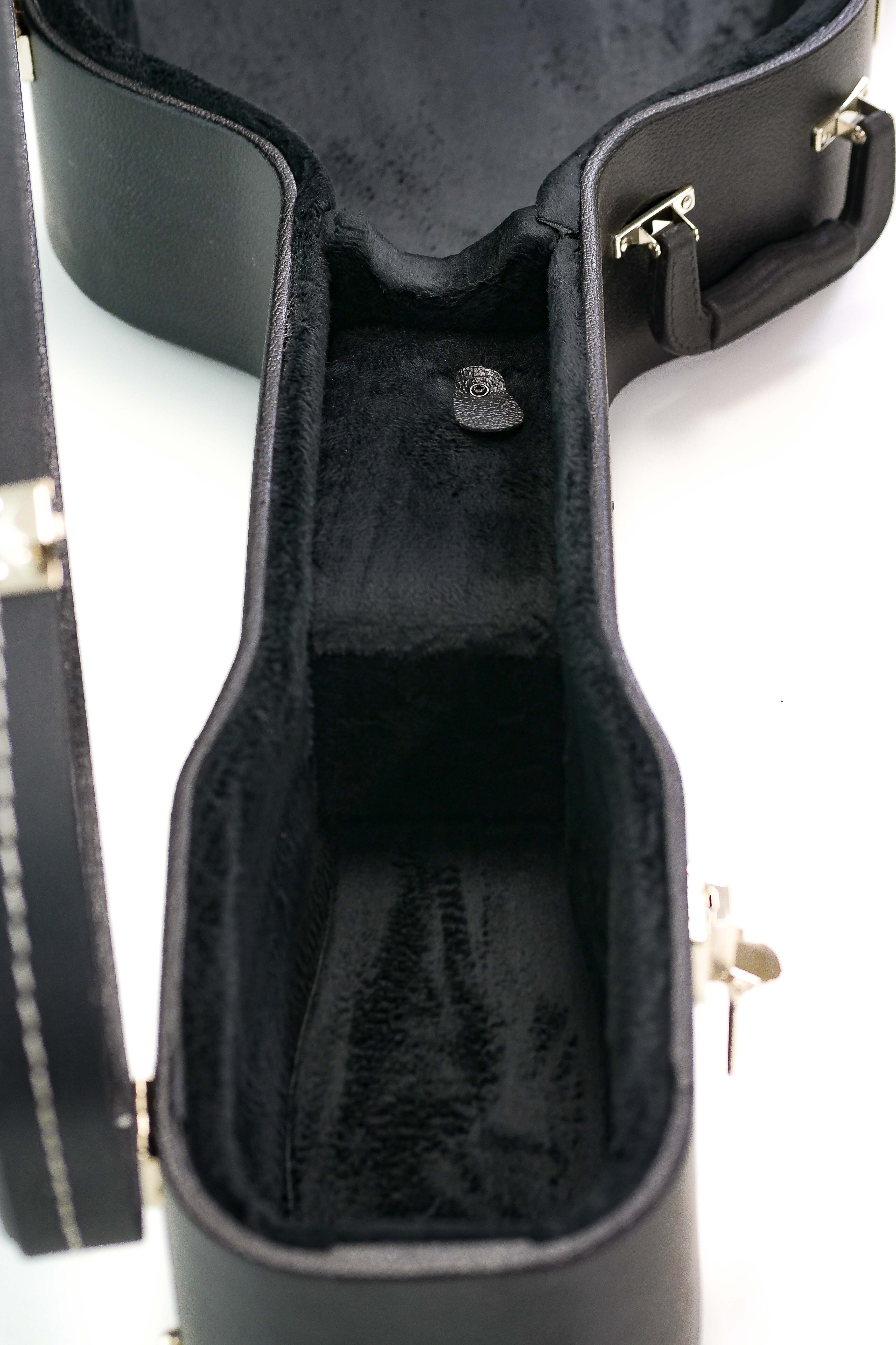 Fender Dreadnought Acoustic Guitar Case