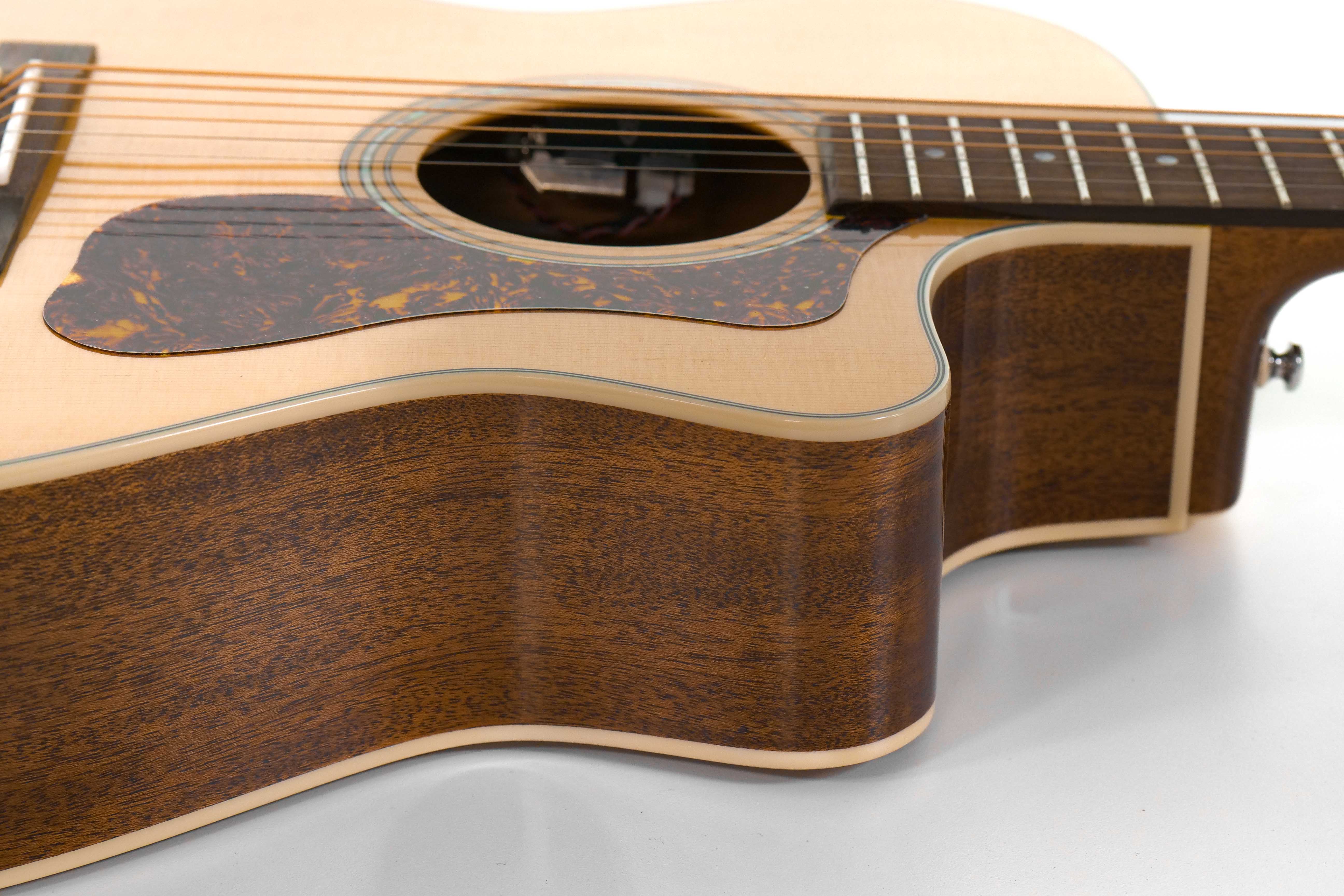 Guild OM-140CE Acoustic Guitar - Natural