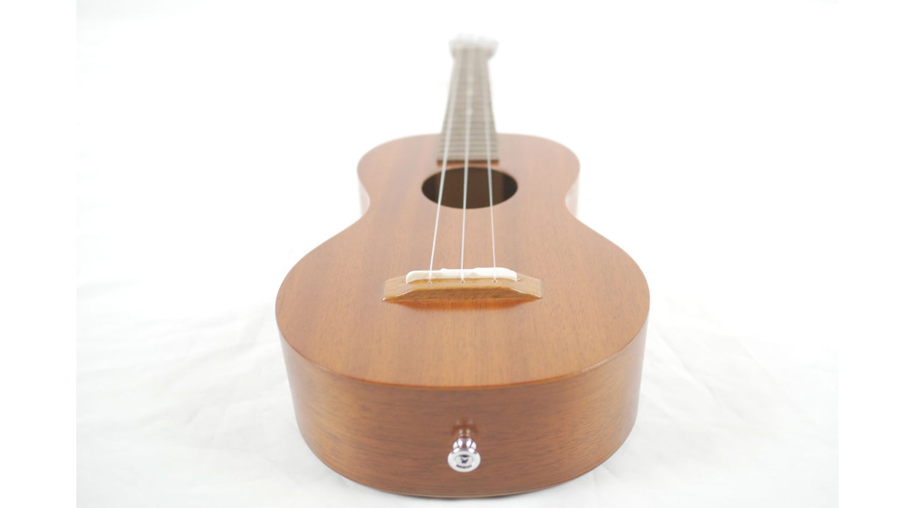 Discover the Charm of the Romero Creations Ekolu 3-String Vintage Soprano Ukulele