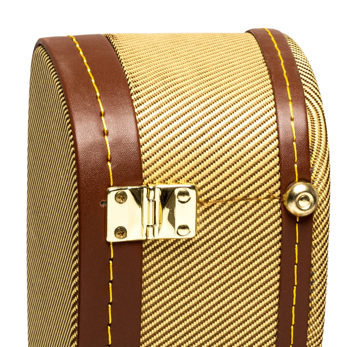 Stagg gold tweed ukulele case, close-up of gold-finish latch