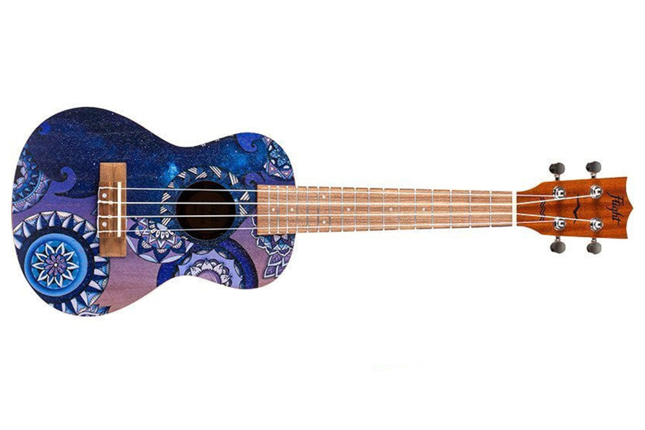 Flight AUC-33 Stardust Concert Ukulele