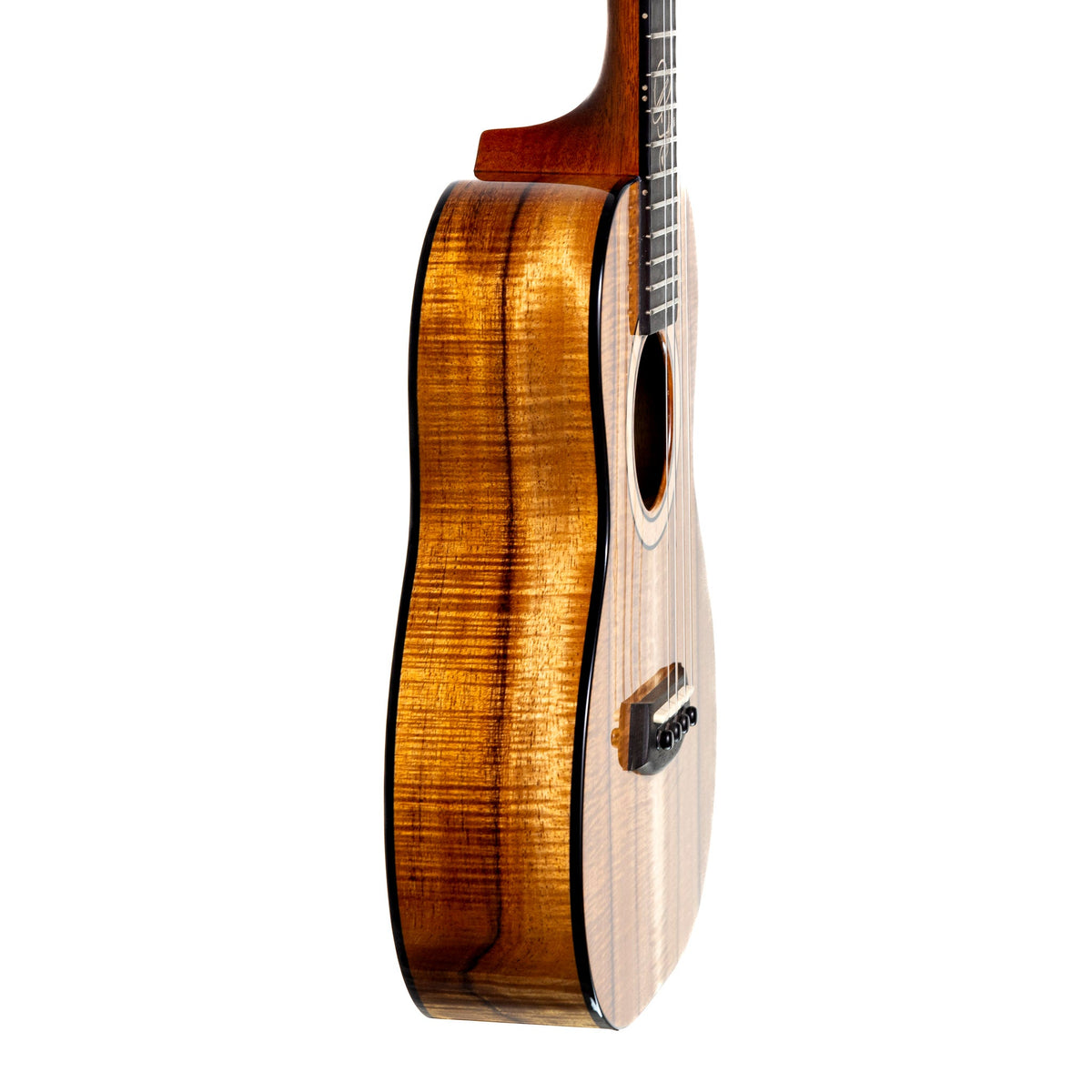 Example photo: an earlier Kanile'a Aldrine tenor, serial 25649, side view