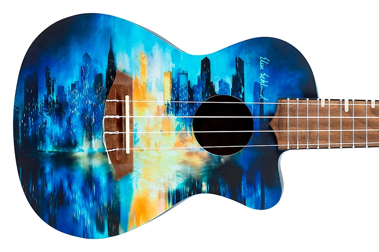 Flight AUC-CITY Elise Ecklund Concert Ukulele