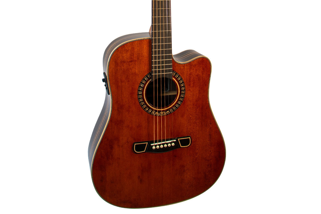 Mérida E1DC-EQ Dreadnought Guitar