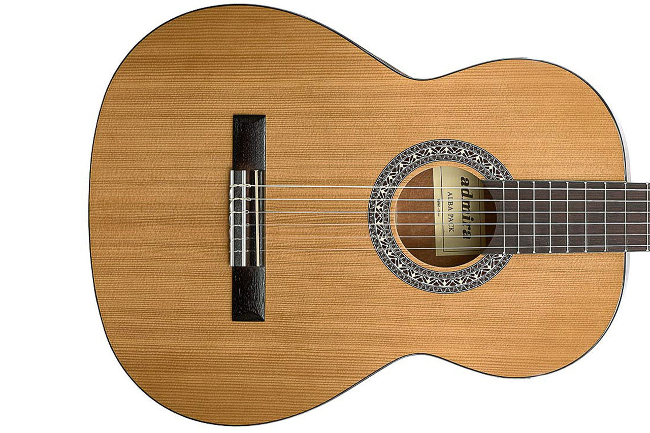 Admira Alba 3/4 Classical Guitar Pack