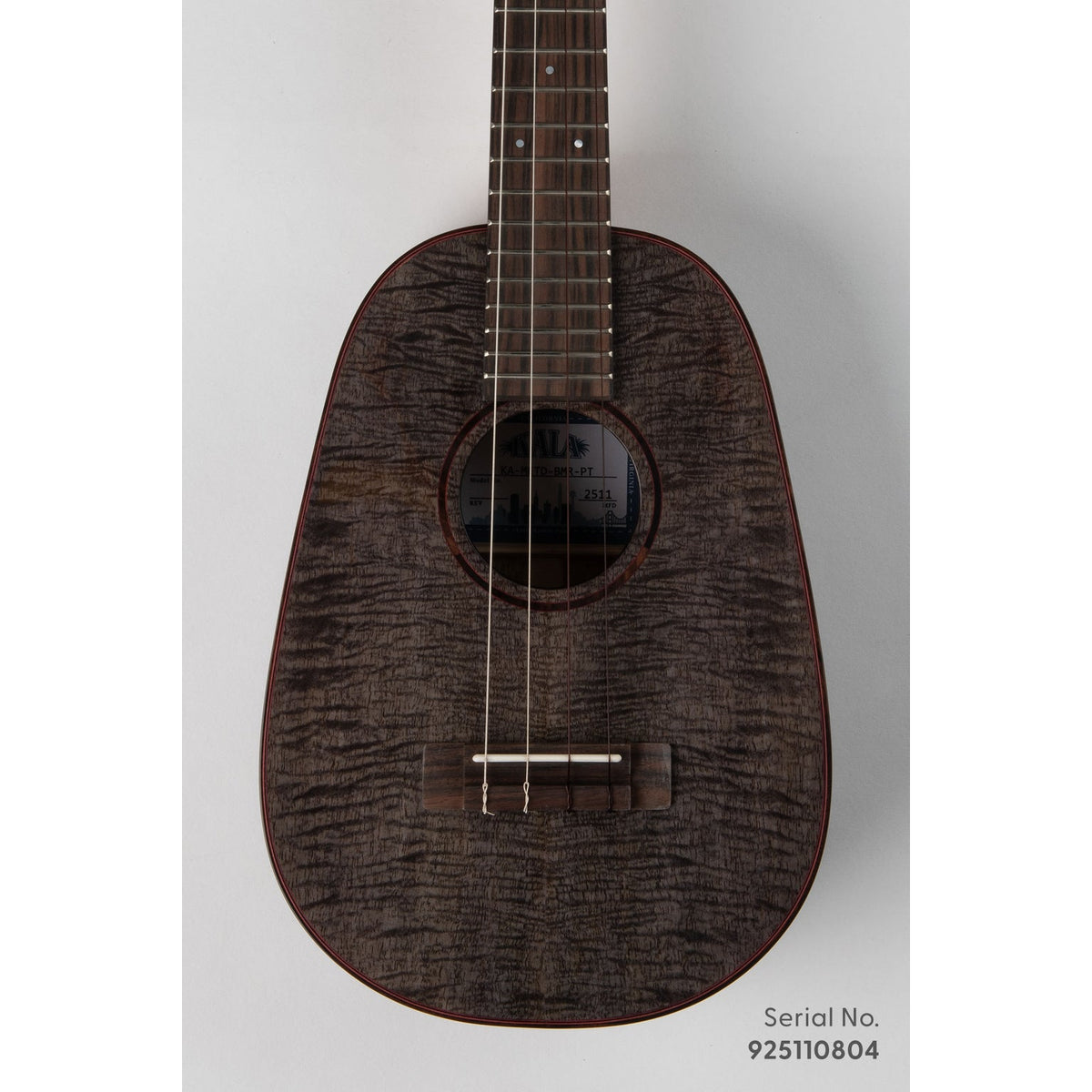 Kala METD-BMR-PT Metropolitan Deluxe Black Night Mango pineapple tenor ukulele, serial 925110804, front view showing the figured mango top