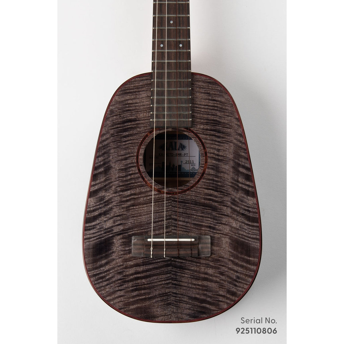 Kala METD-BMR-PT Metropolitan Deluxe Black Night Mango pineapple tenor ukulele, serial 925110806, front view showing the figured mango top