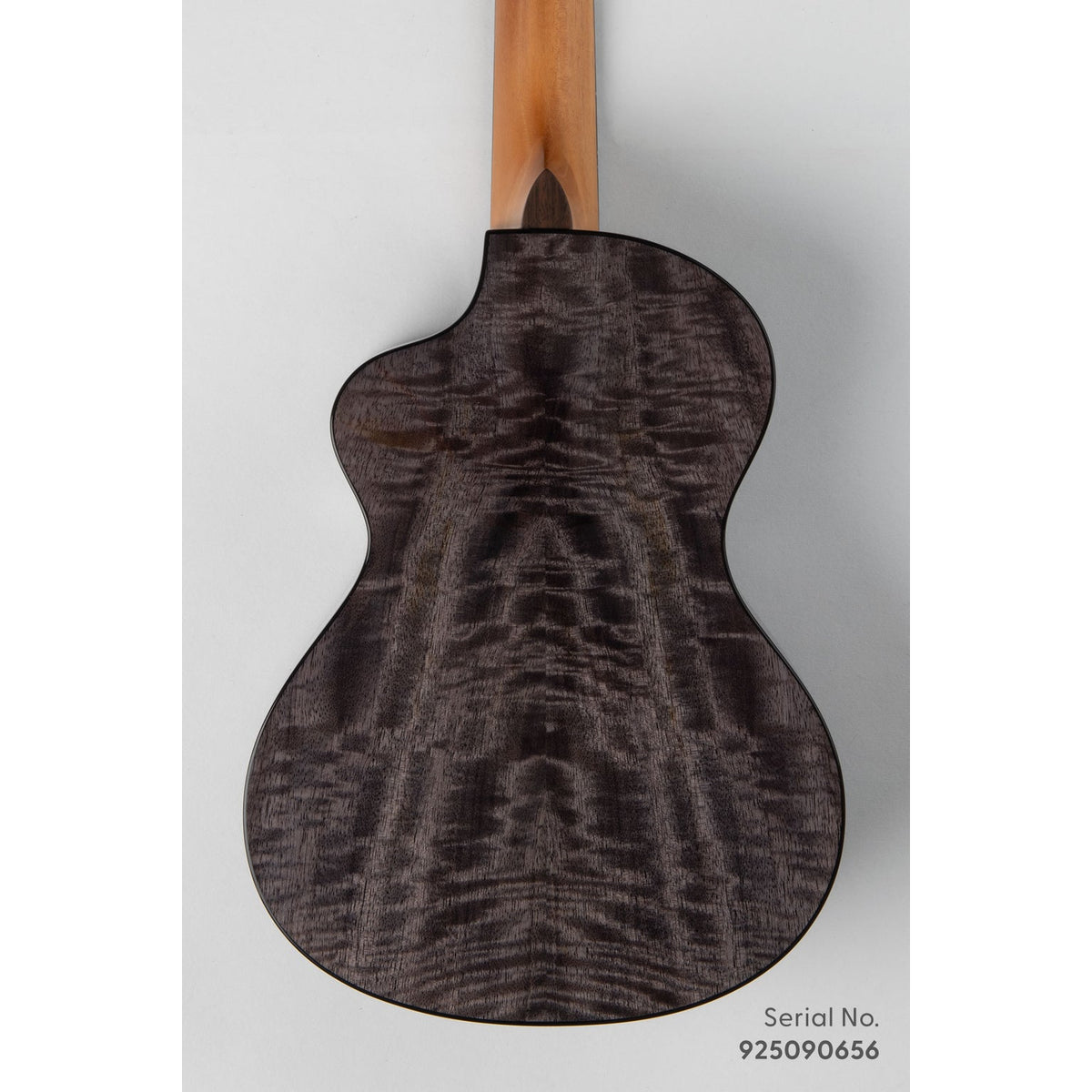 Kala METD-BMR-T Metropolitan Deluxe Black Night Mango Tenor, serial 925090656, back view showing the mango back