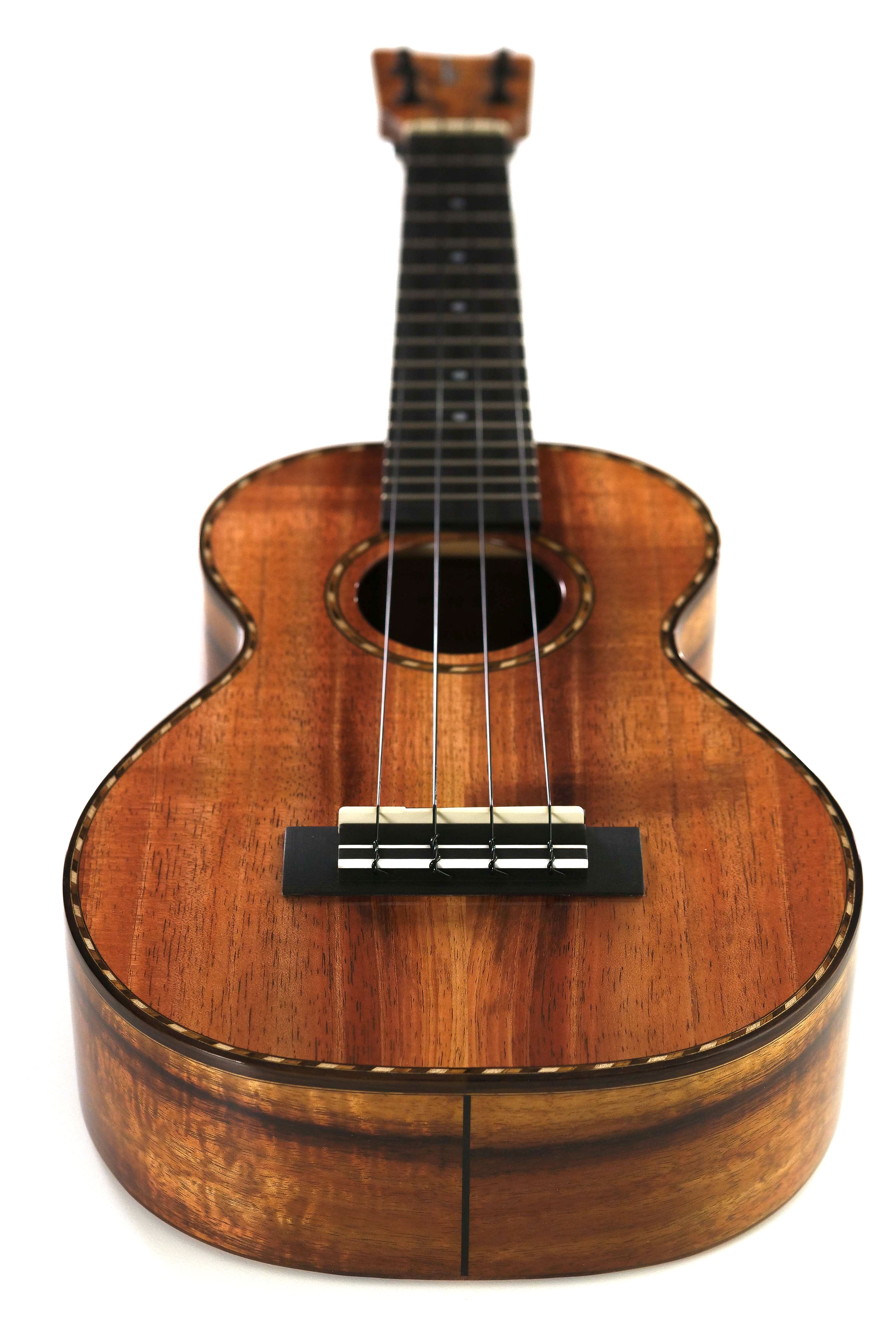 Kamaka HF-2D Deluxe Concert Ukulele