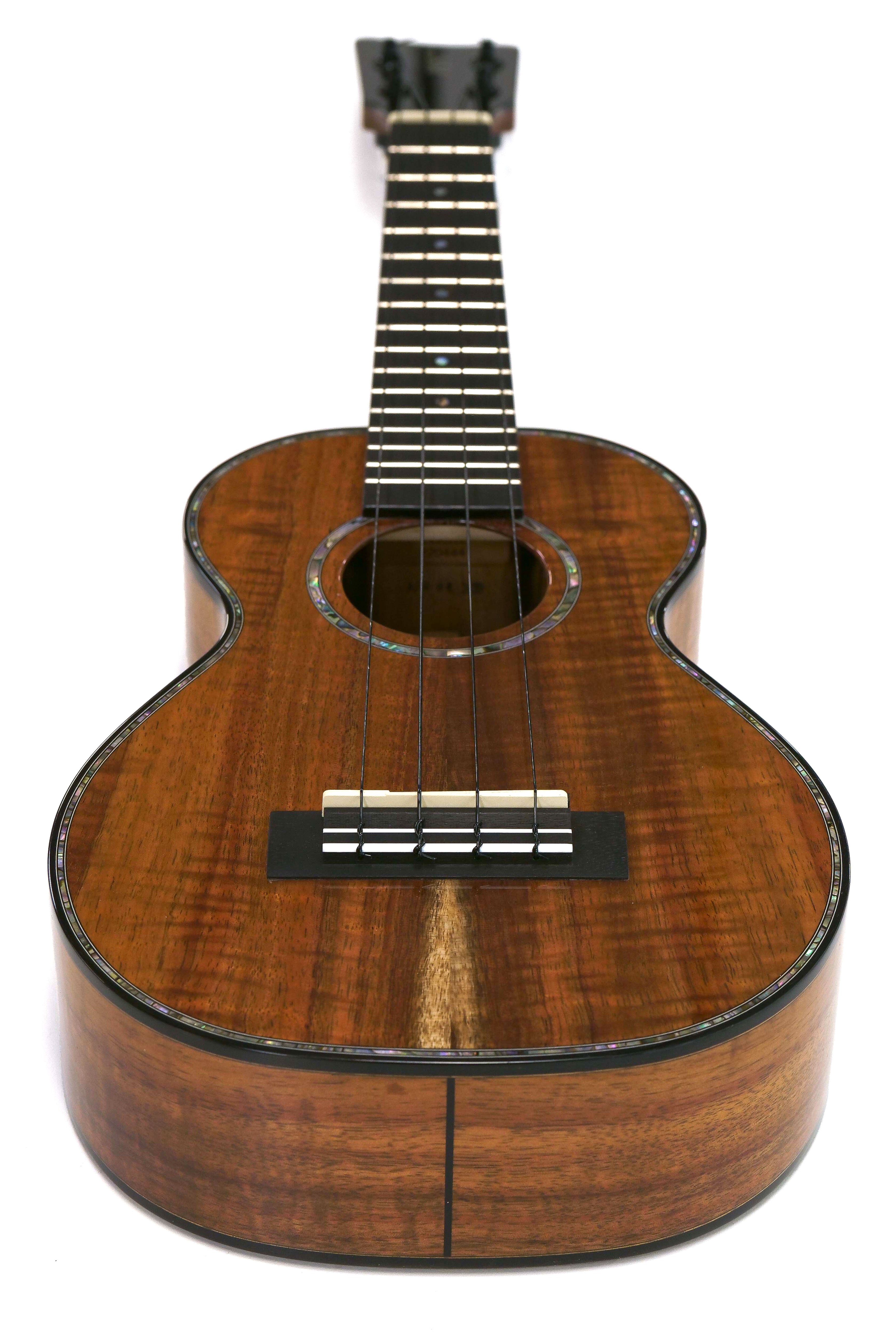 Kamaka HF-2-D2 Deluxe Concert Ukulele